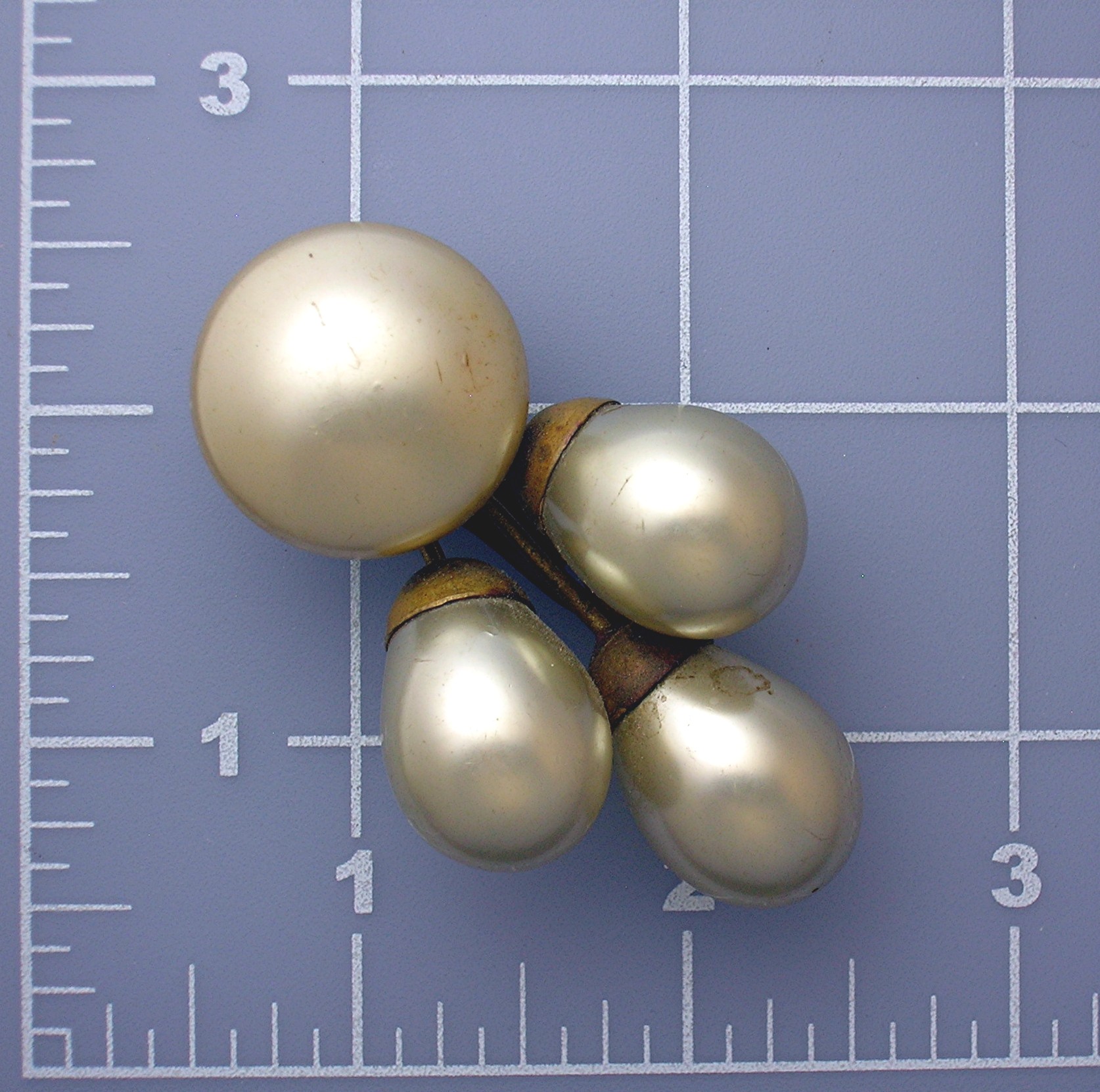 Dress Clip Pearls  Goldtone