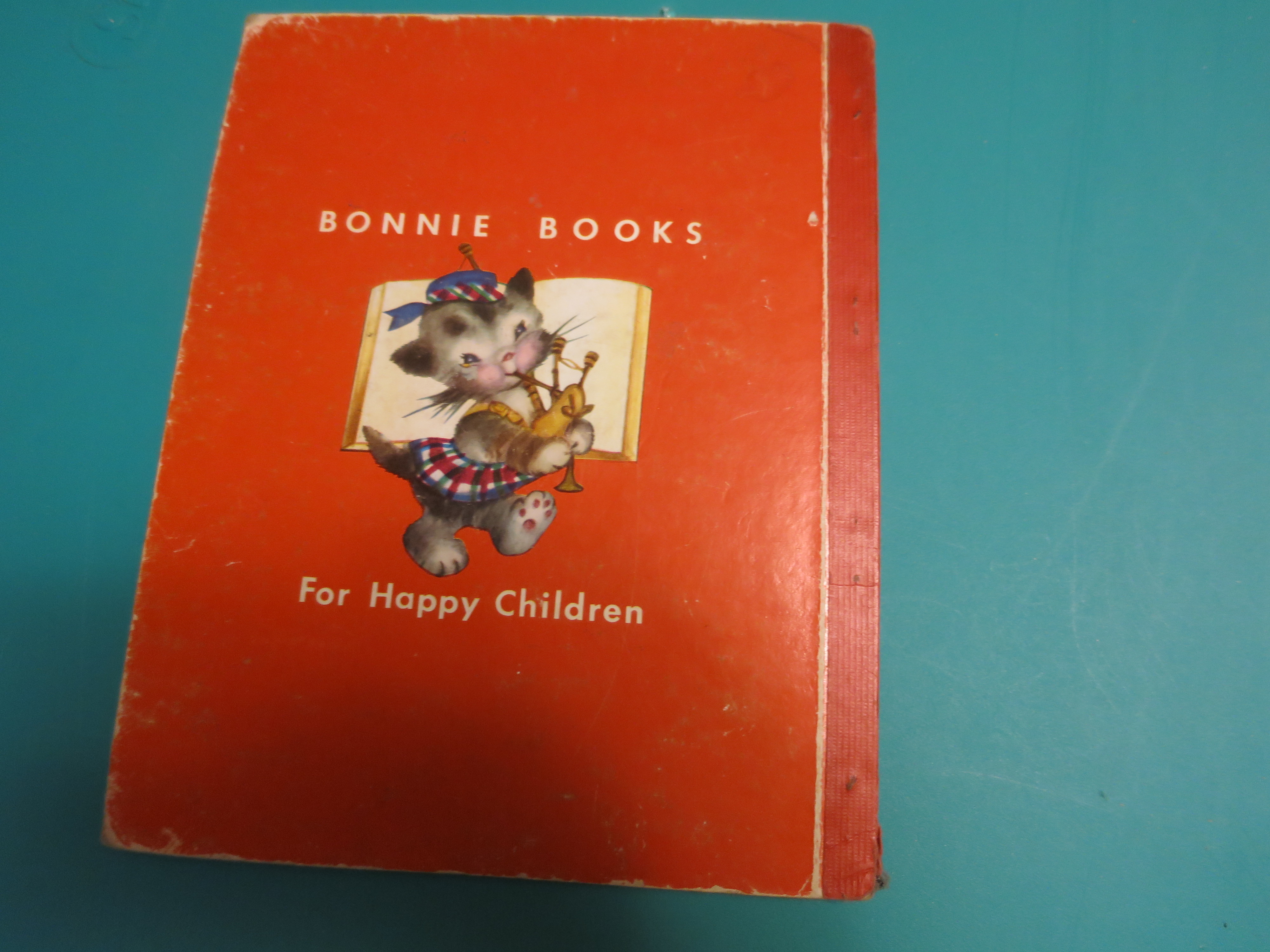 Western Adventure Good Guys and Bad Guys 1965 A Bonnie Book