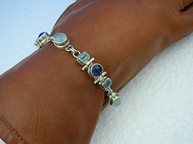 Sarda Sterling Silver Iolite Blue Topaz Moonstone Brace
