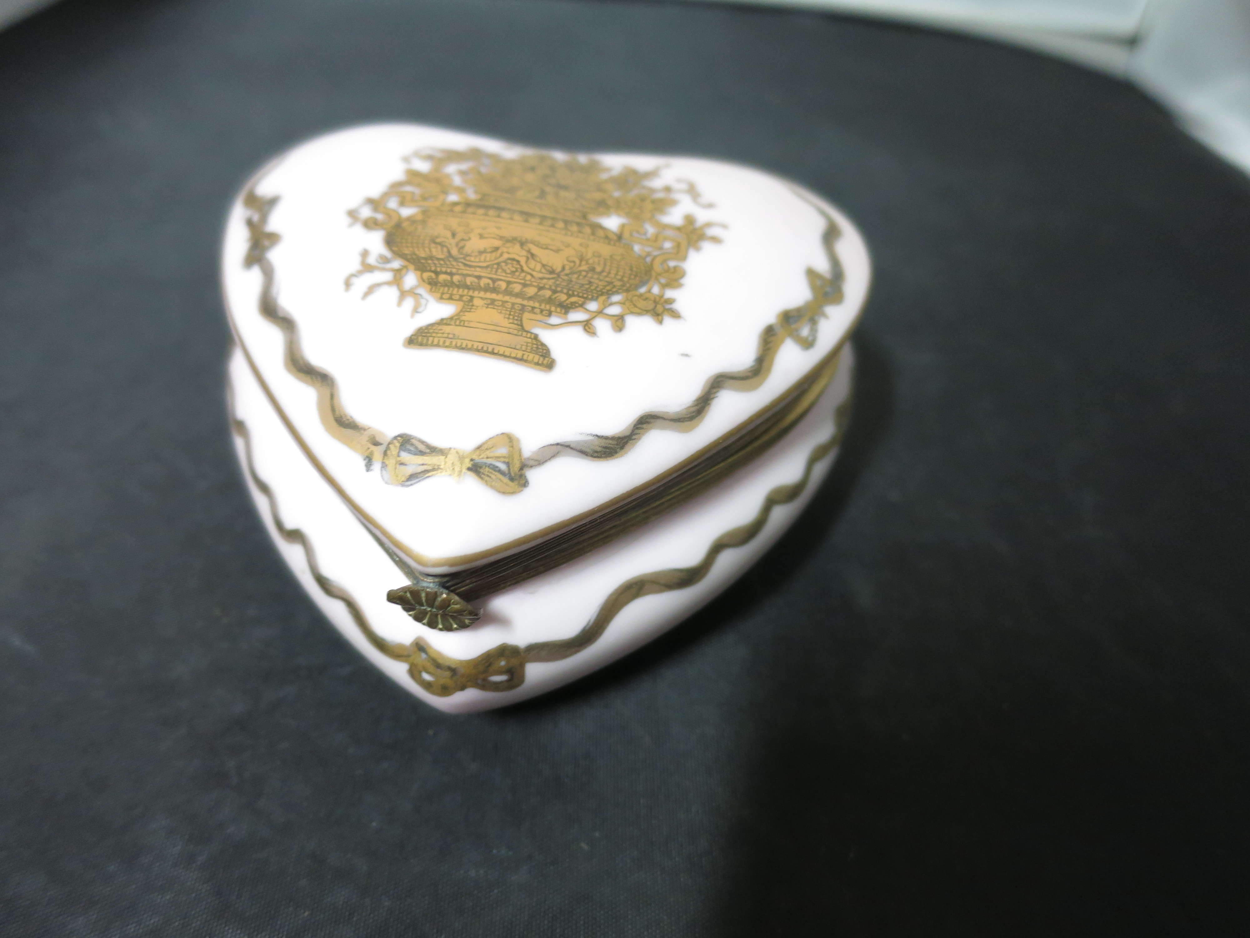 Art Deco Pink Heart Shaped Trinket Box hinged hand painted Bisque