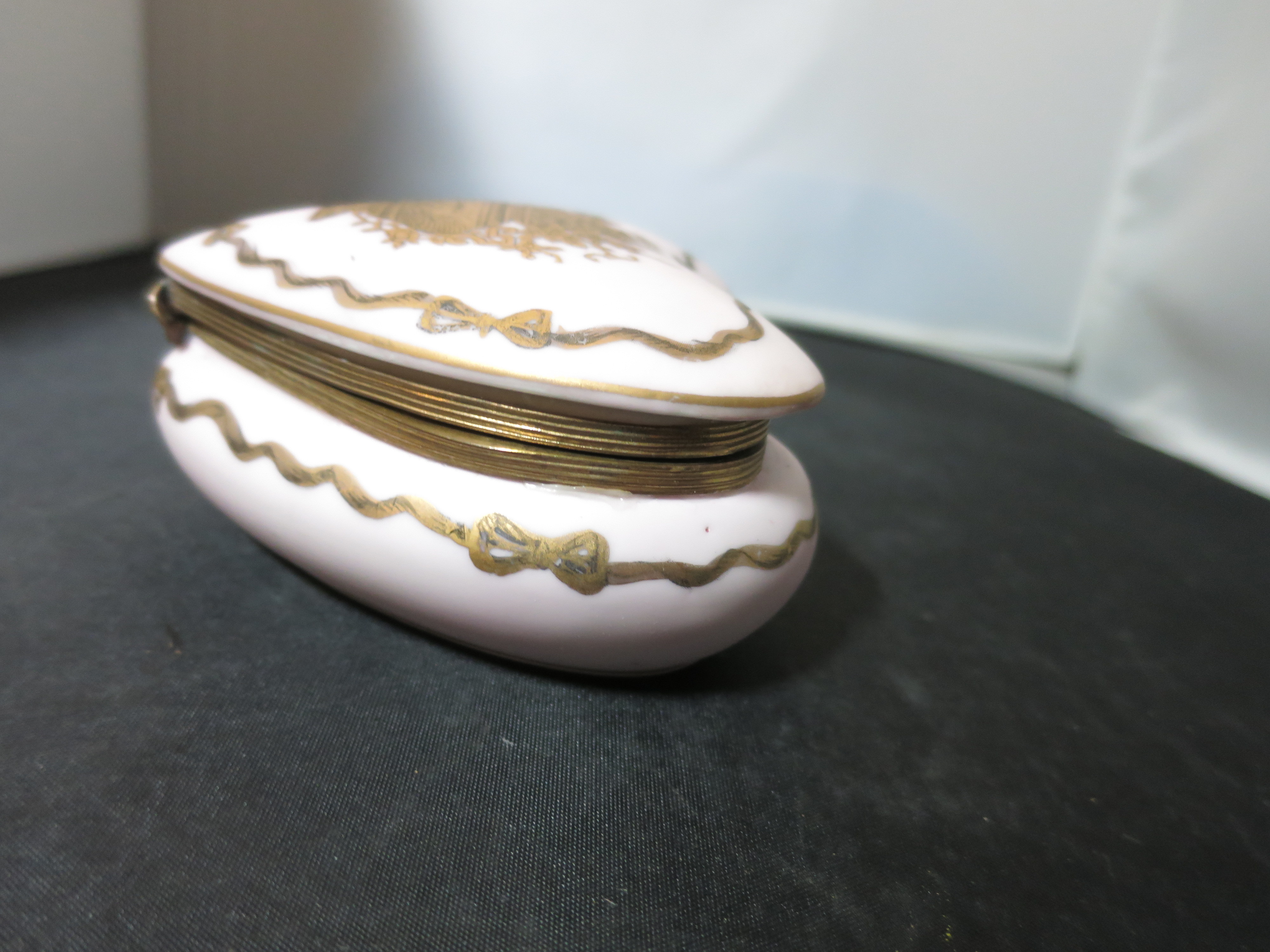 Art Deco Pink Heart Shaped Trinket Box hinged hand painted Bisque