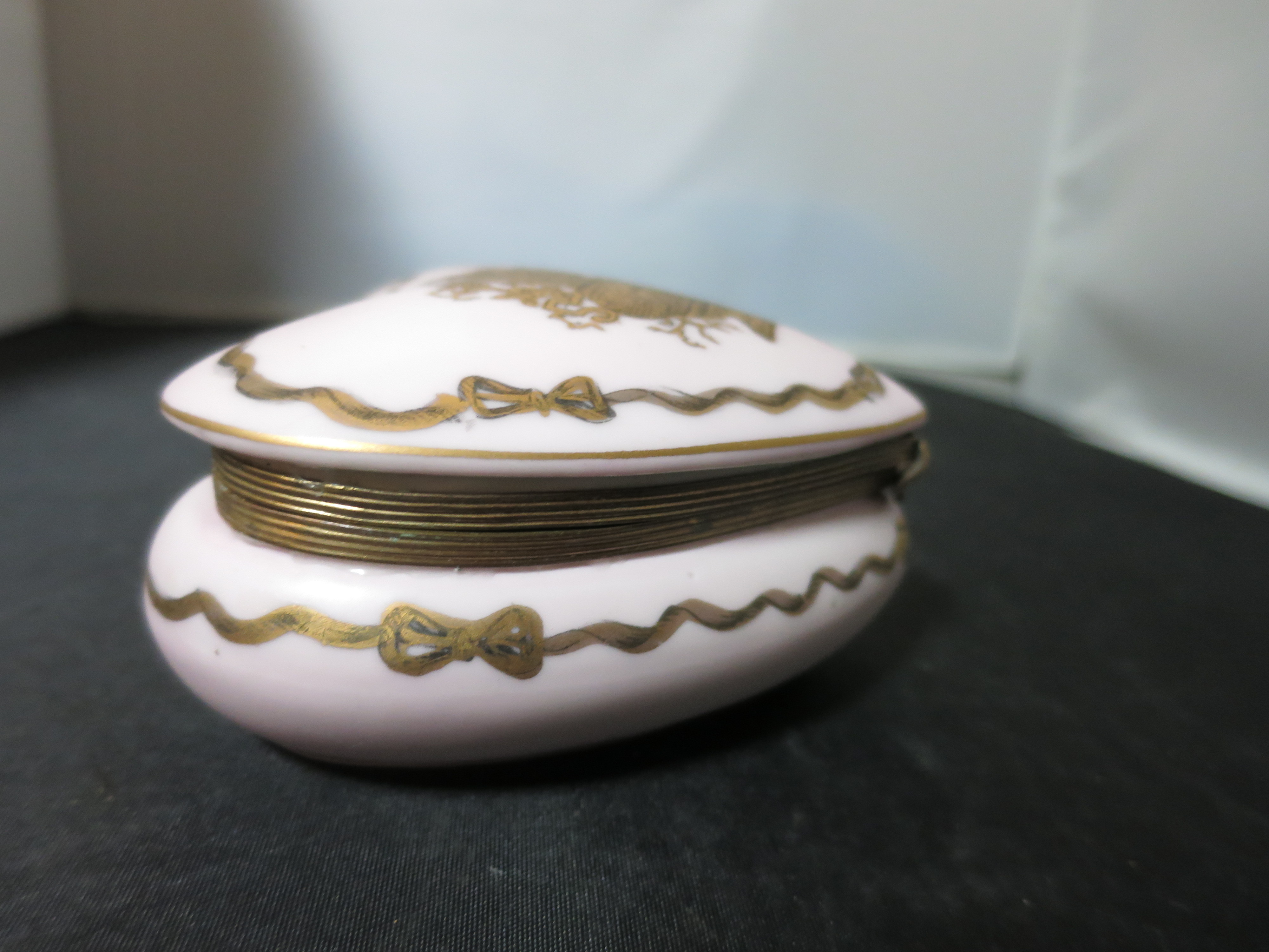 Art Deco Pink Heart Shaped Trinket Box hinged hand painted Bisque