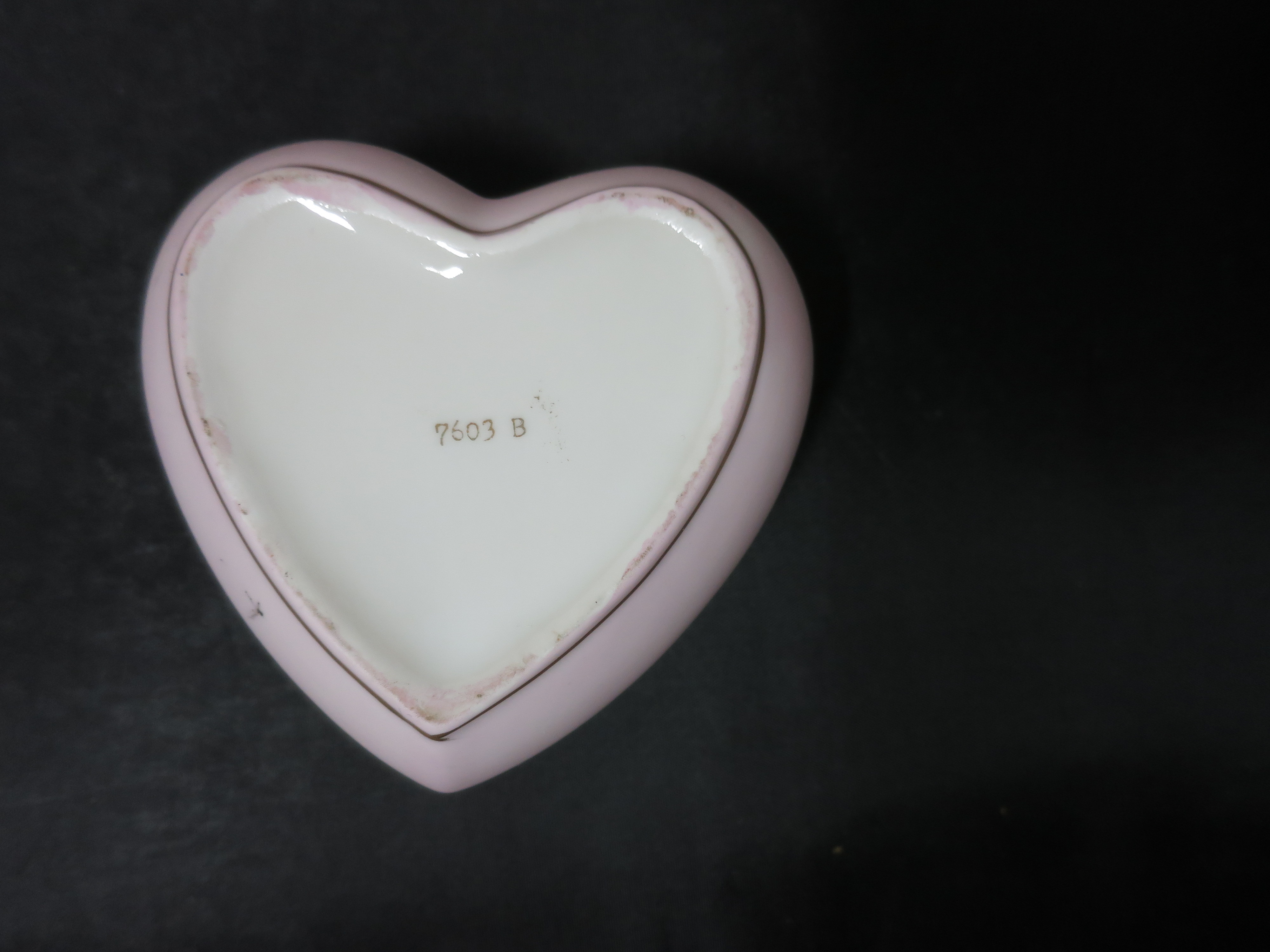 Art Deco Pink Heart Shaped Trinket Box hinged hand painted Bisque