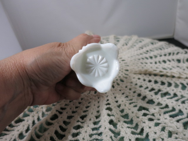 Fenton Art Glass Company White Glass Toothpick Holder