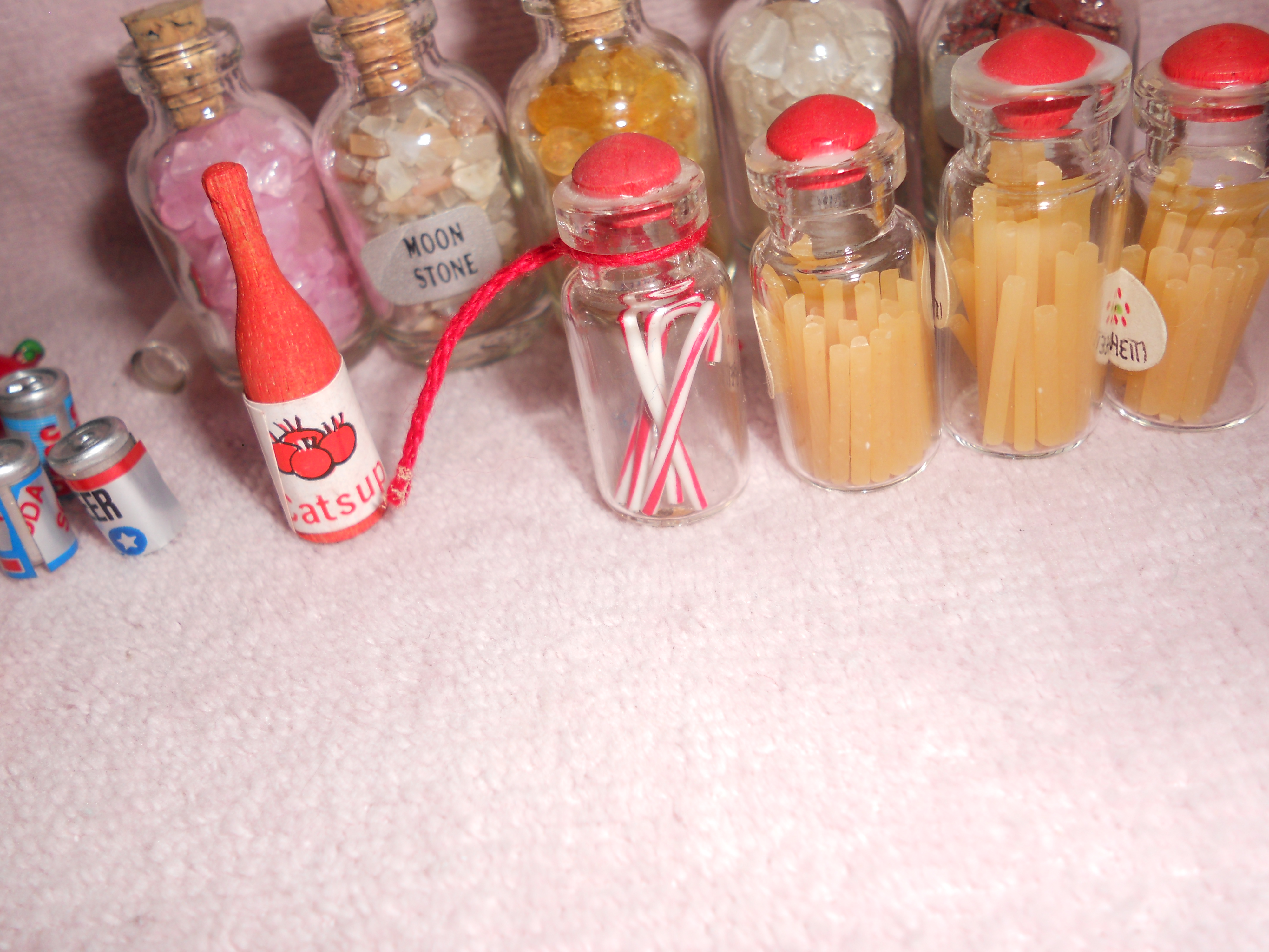 Dollhouse Miniatures Lot Bottles food etc