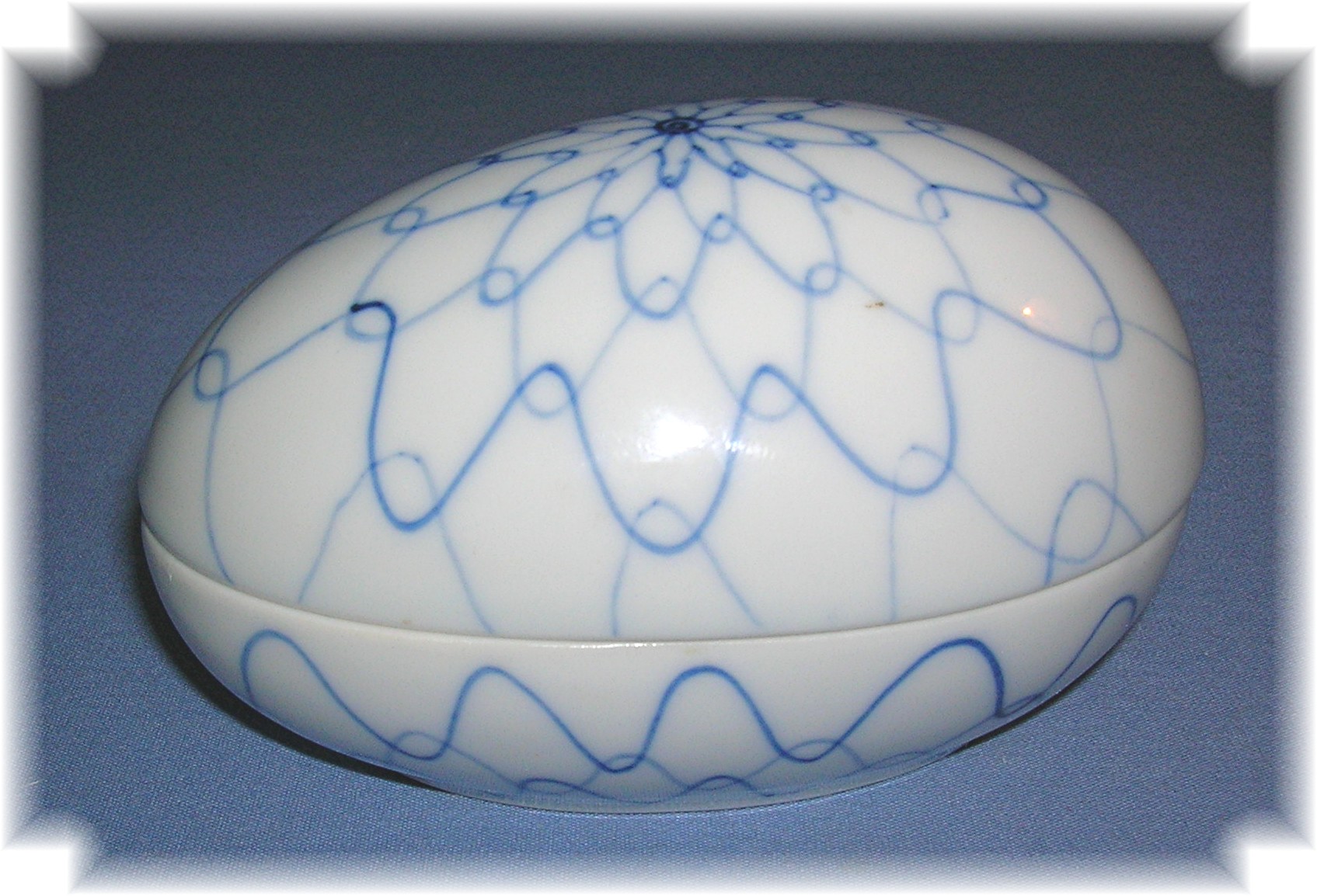 Porcelain Decorated Egg Container
