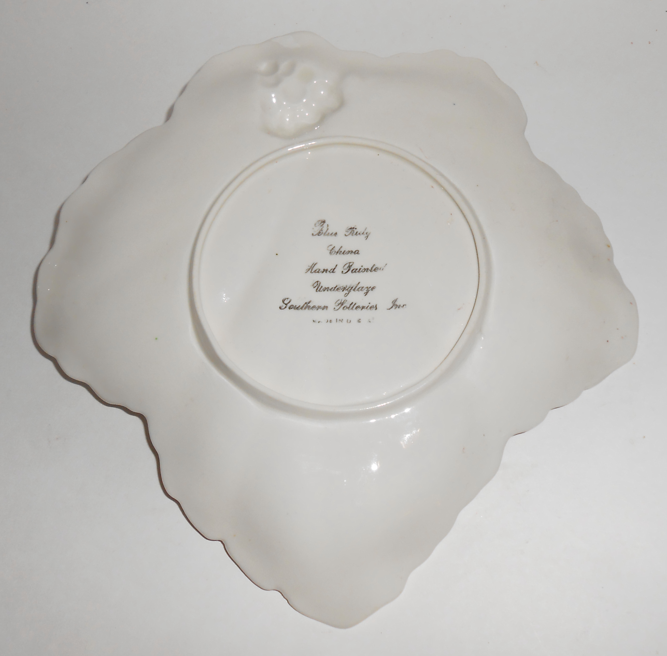 Blue Ridge Pottery China Chintz Handled Leaf Dish! MINT