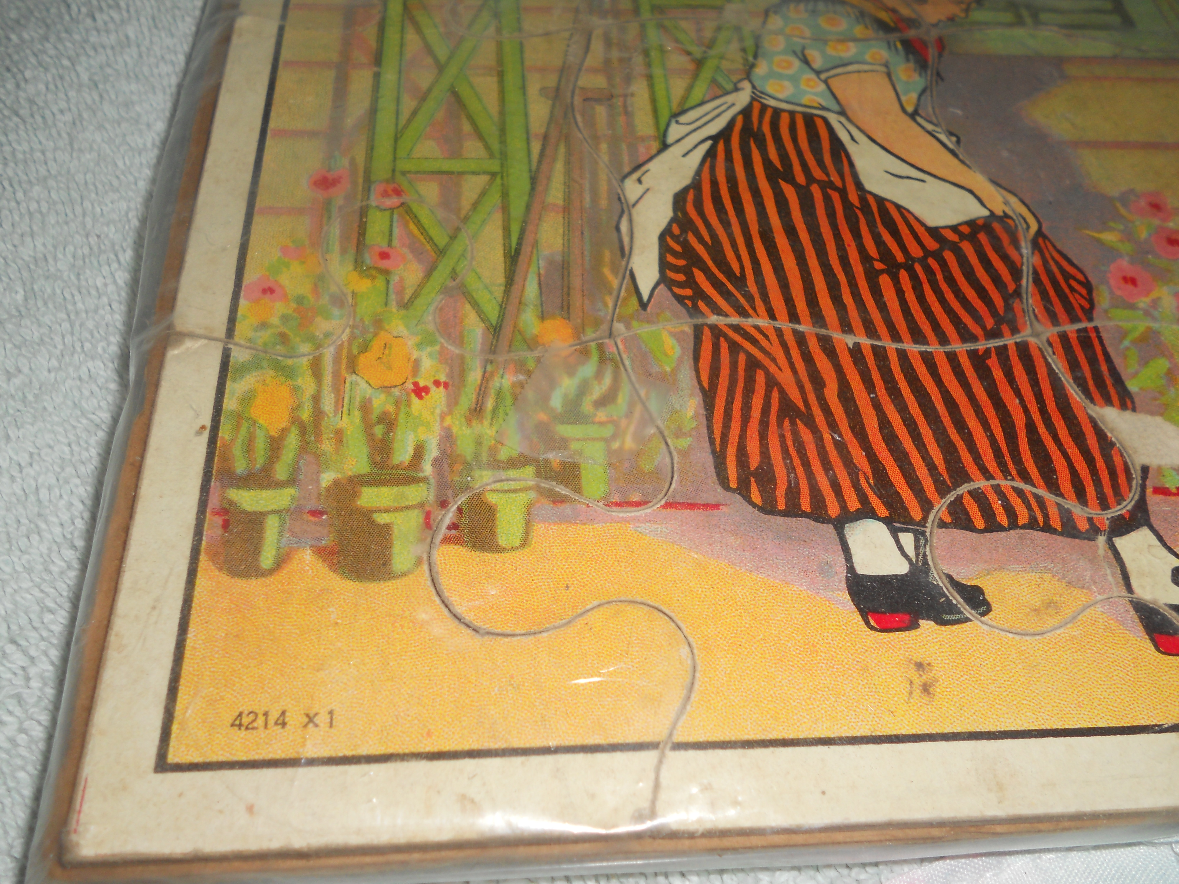 Mother Goose Tray Puzzle With Dressed Dog