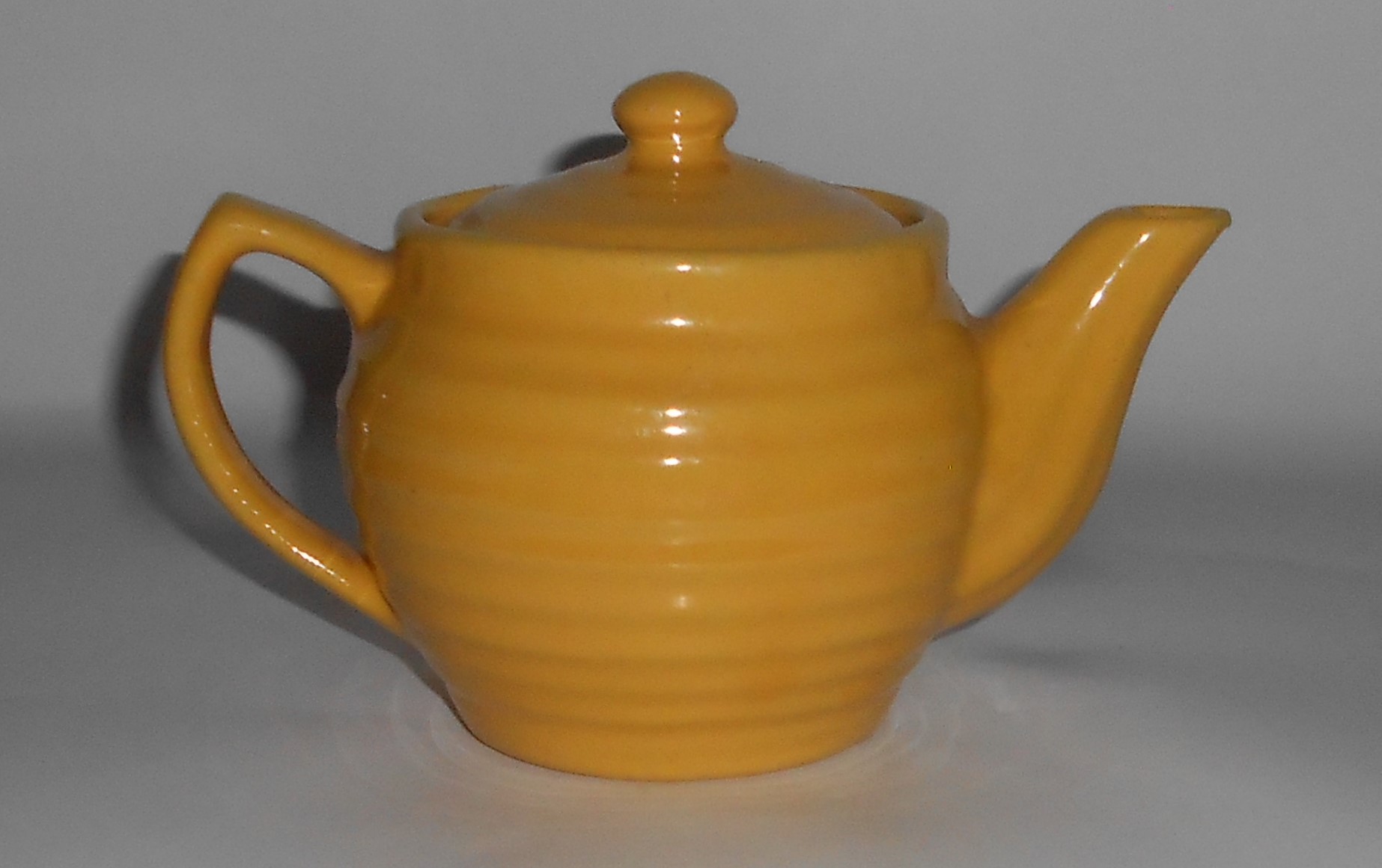 VINTAGE Bauer Pottery Ring Ware Yellow Individual Tea
