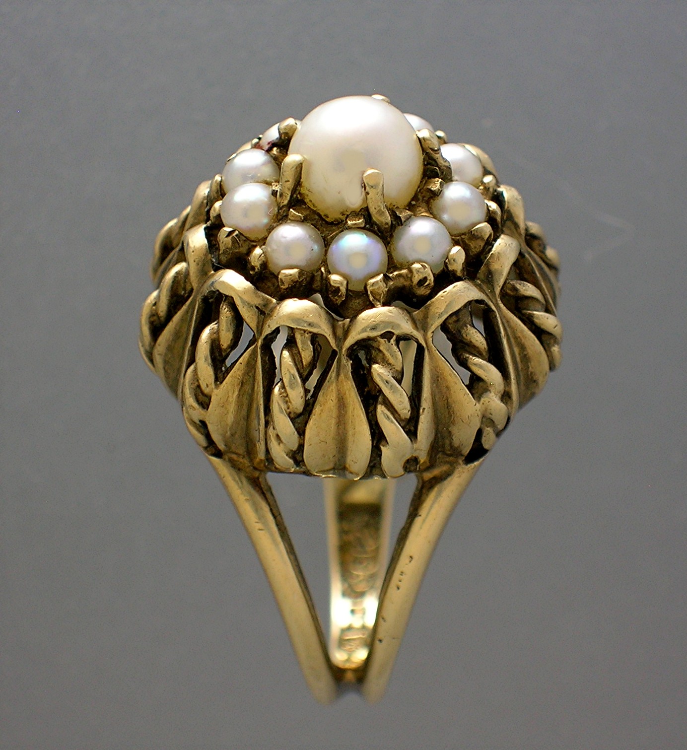 Ring 10K Gold and Pearl Dome  Vintage