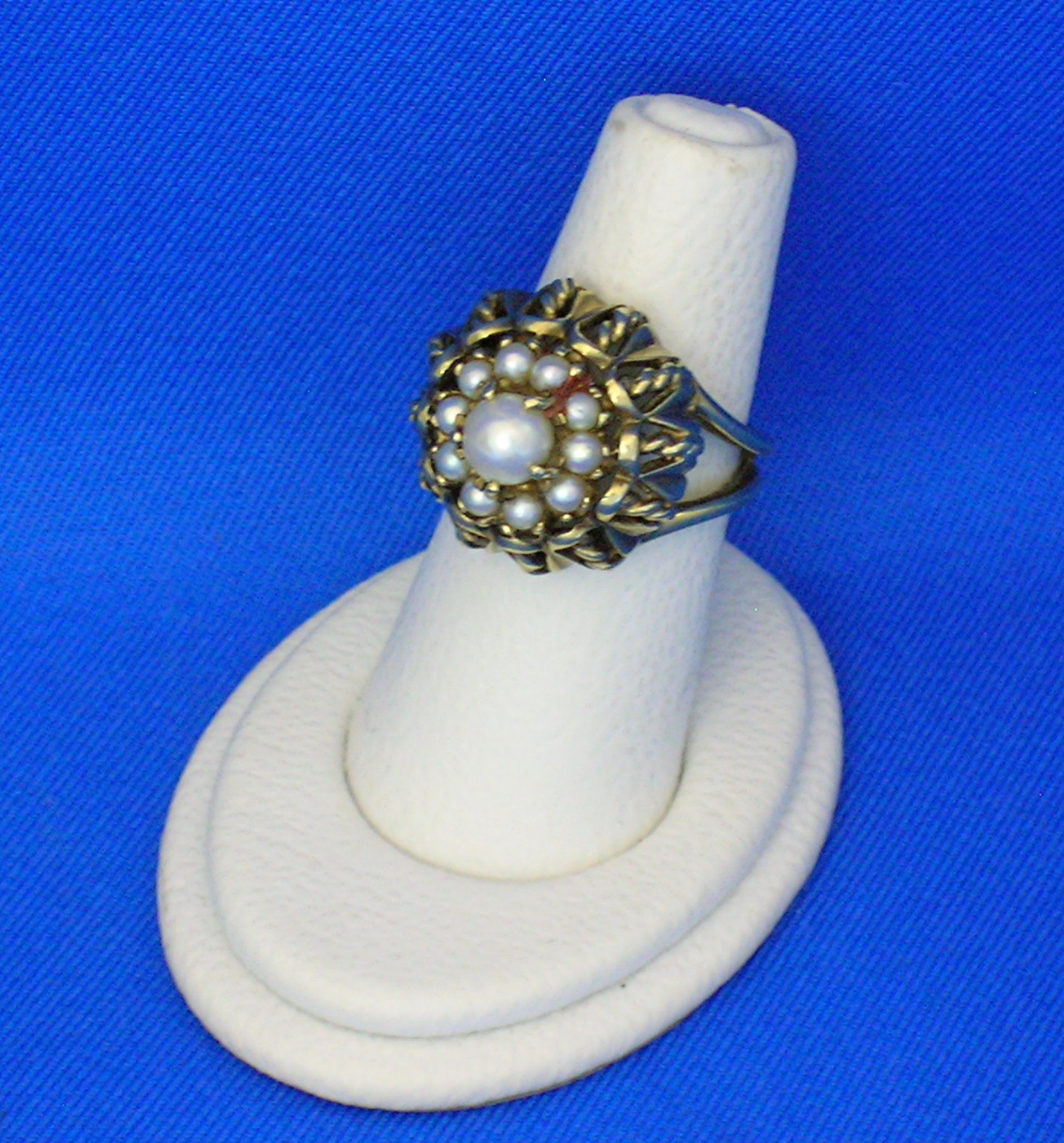 Ring 10K Gold and Pearl Dome  Vintage