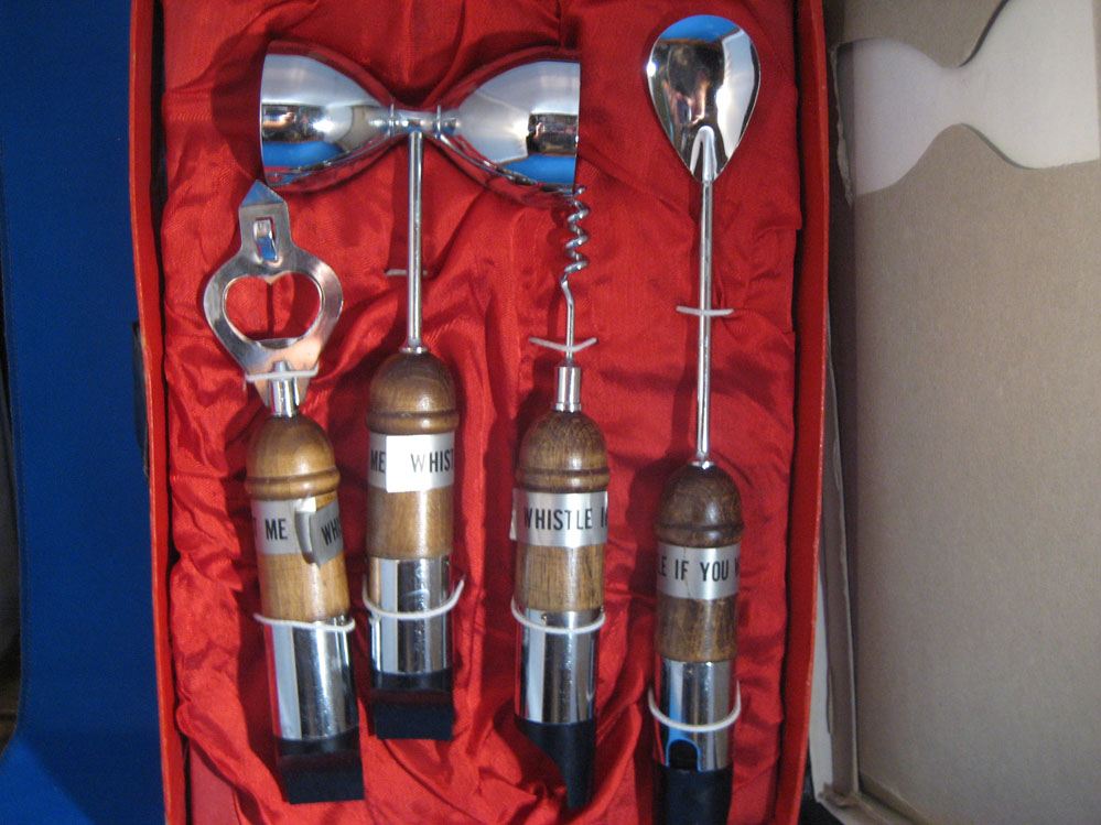 Just Whistle Bar Set