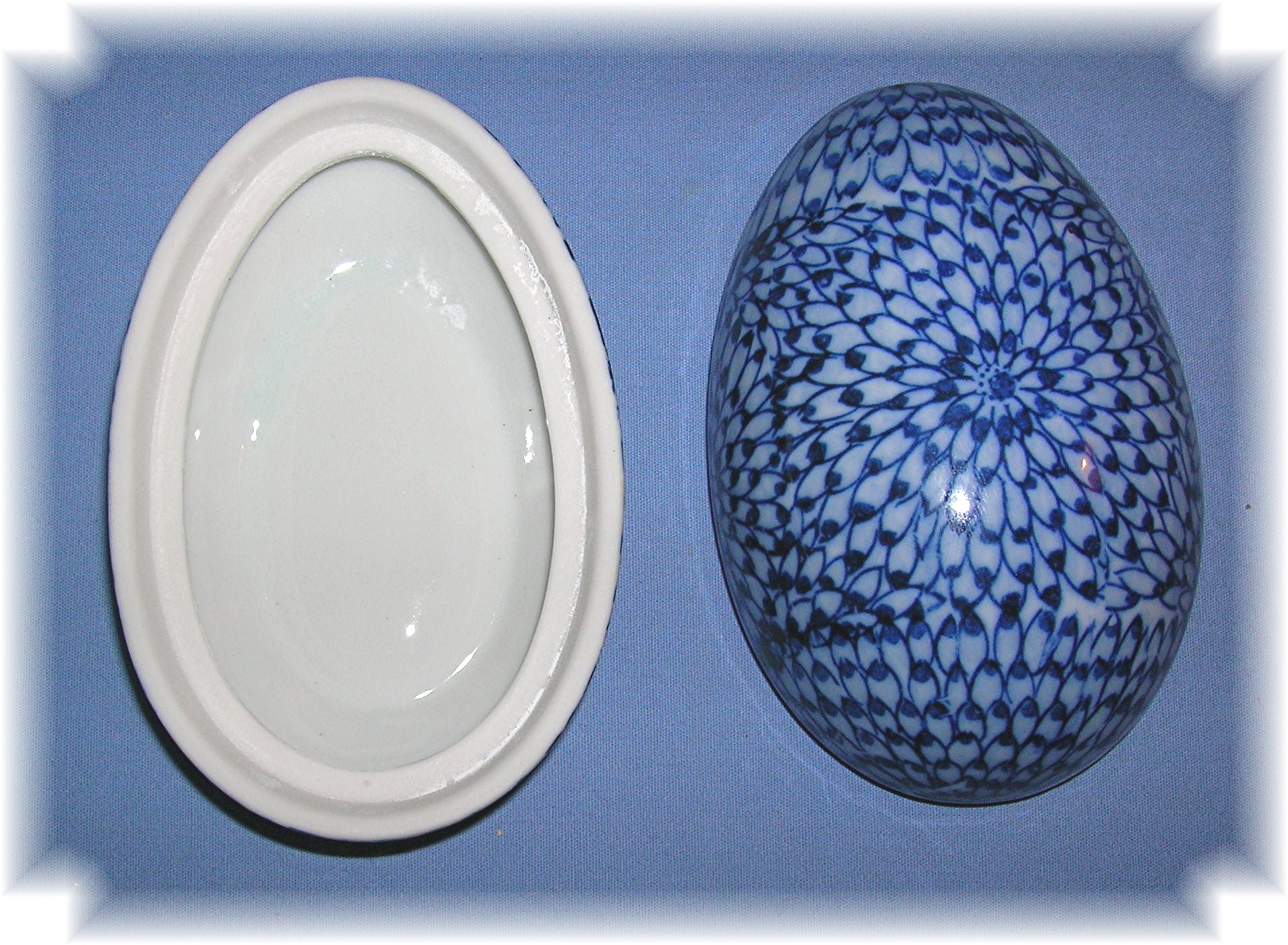 Porcelain Decorative Egg Container