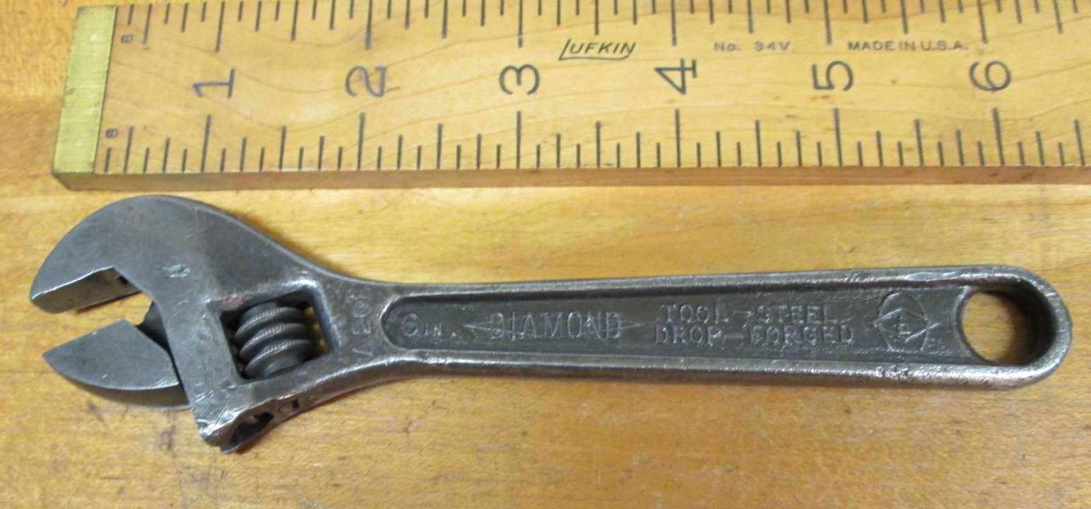 Diamond Horseshoe 6 inch Adjustable Wrench