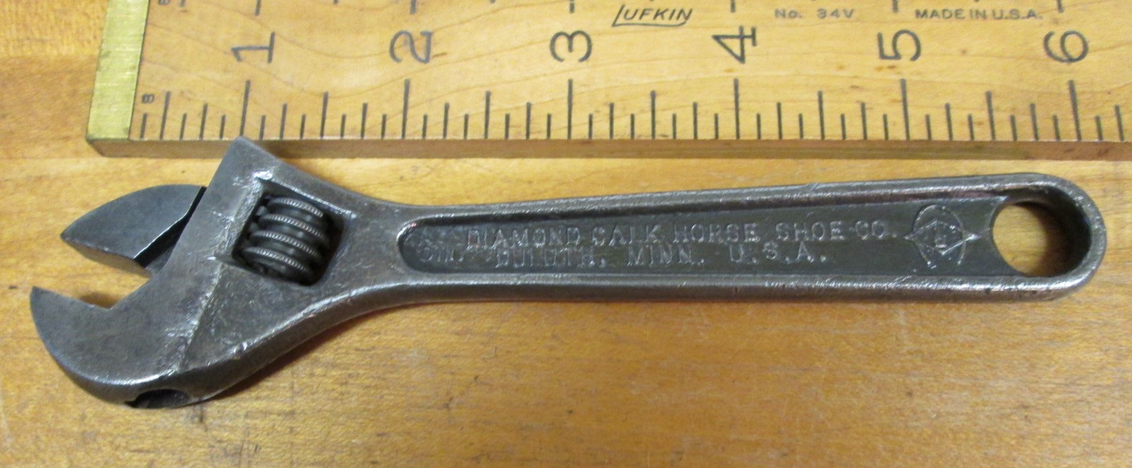 Diamond Horseshoe 6 inch Adjustable Wrench