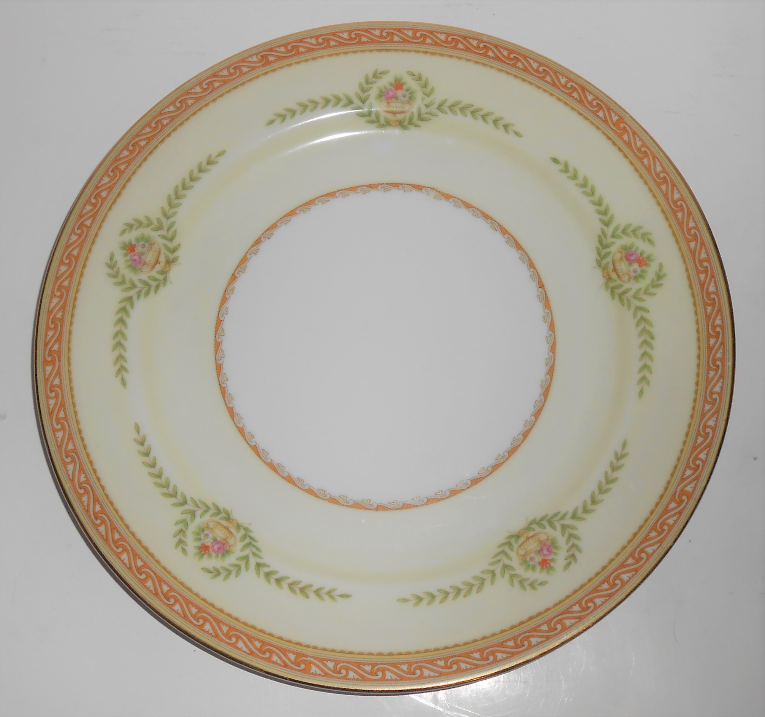 Noritake China Porcelain Durer w/Gold Rimmed Dinner