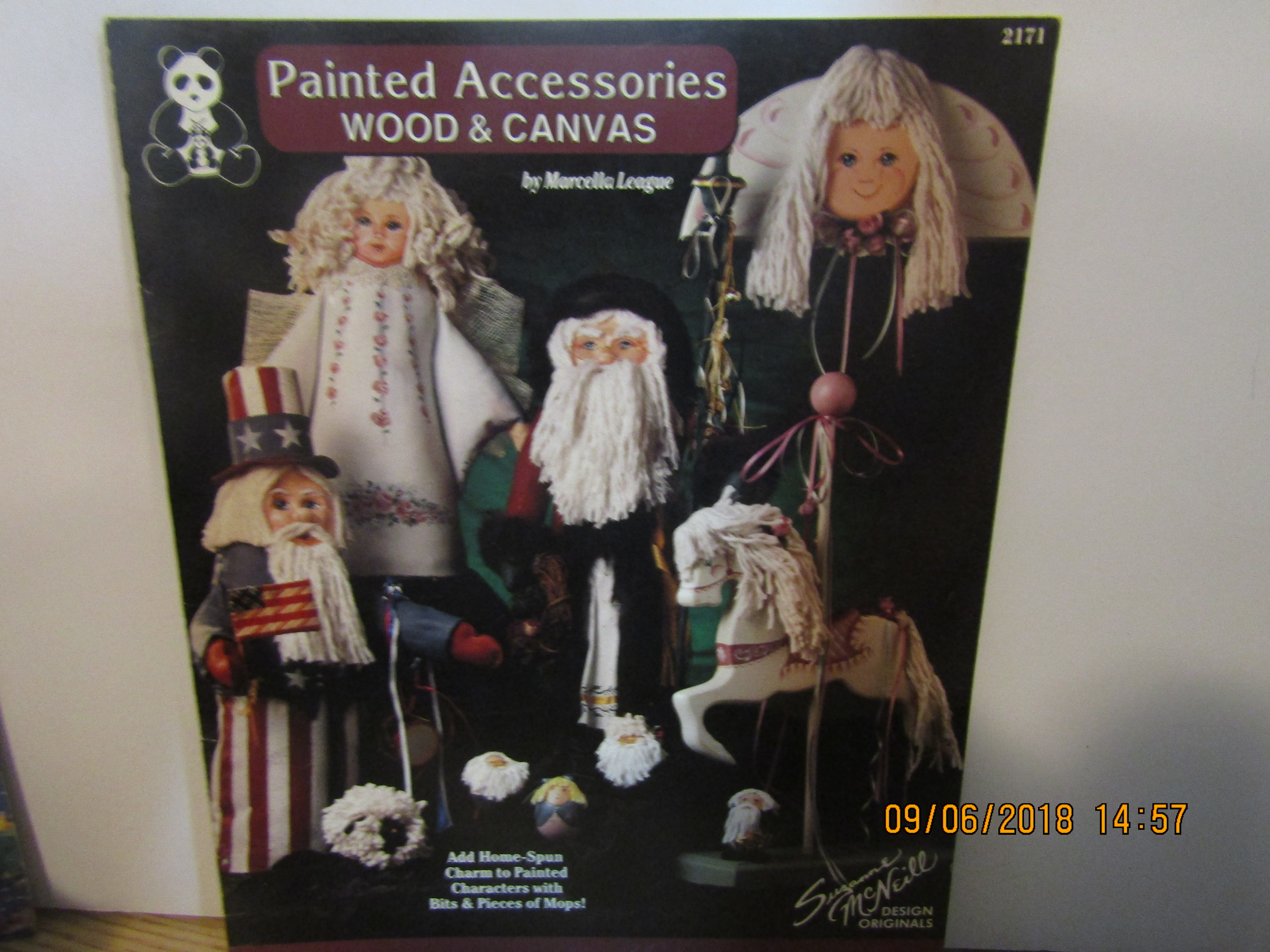 Design Original Painted Accessories Wood/Canvas #2171
