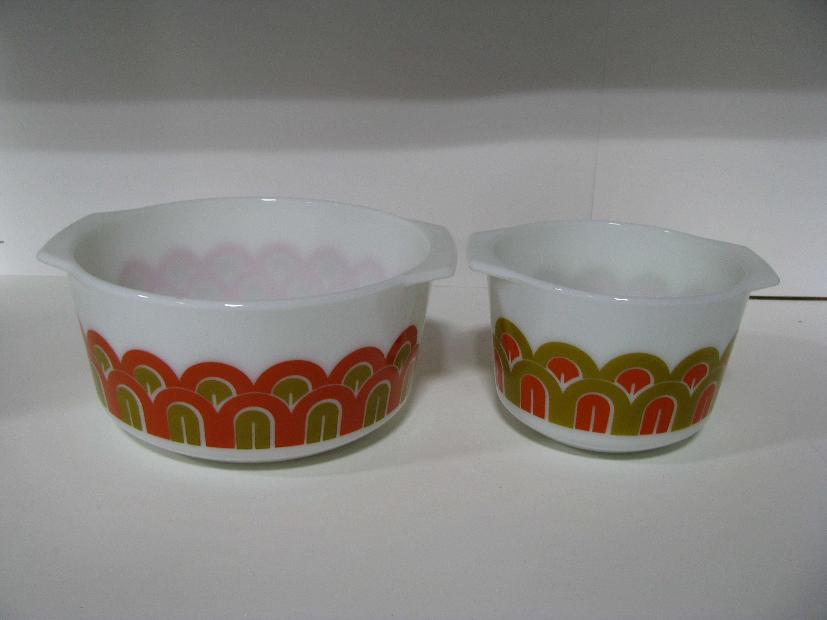 Pyrex Vintage Promotional Arches Mixing Bowl Set
