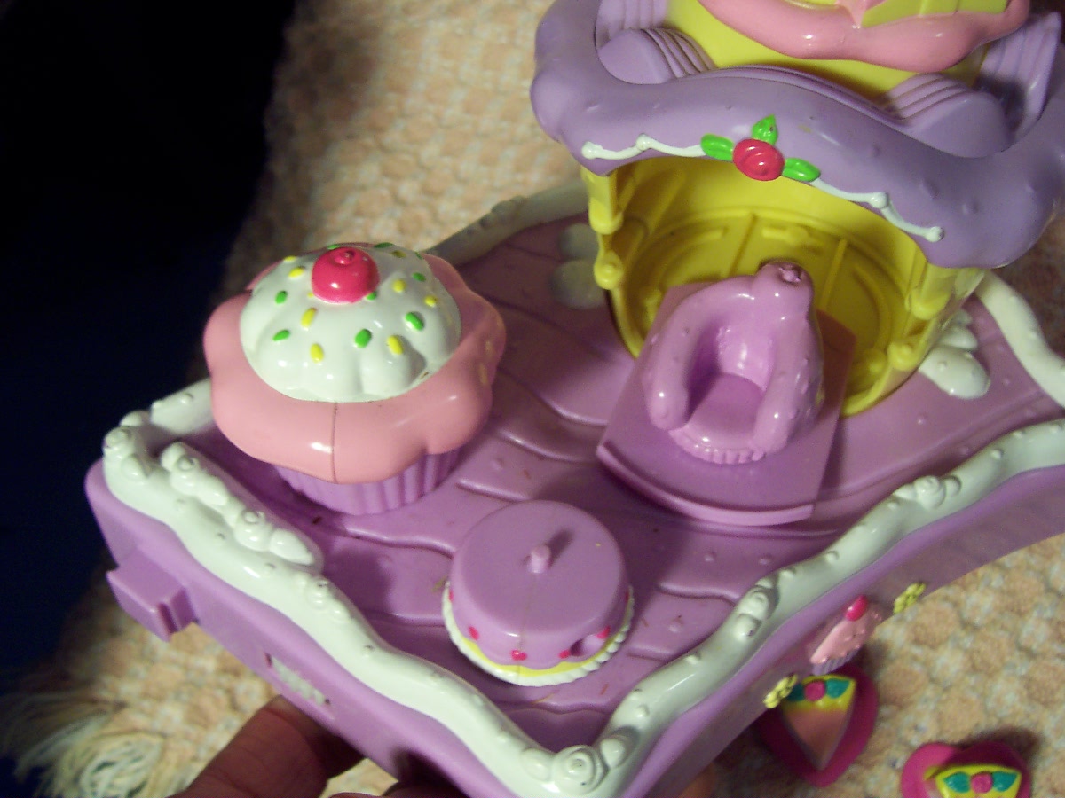 Cupcake Doll House Set Bandi