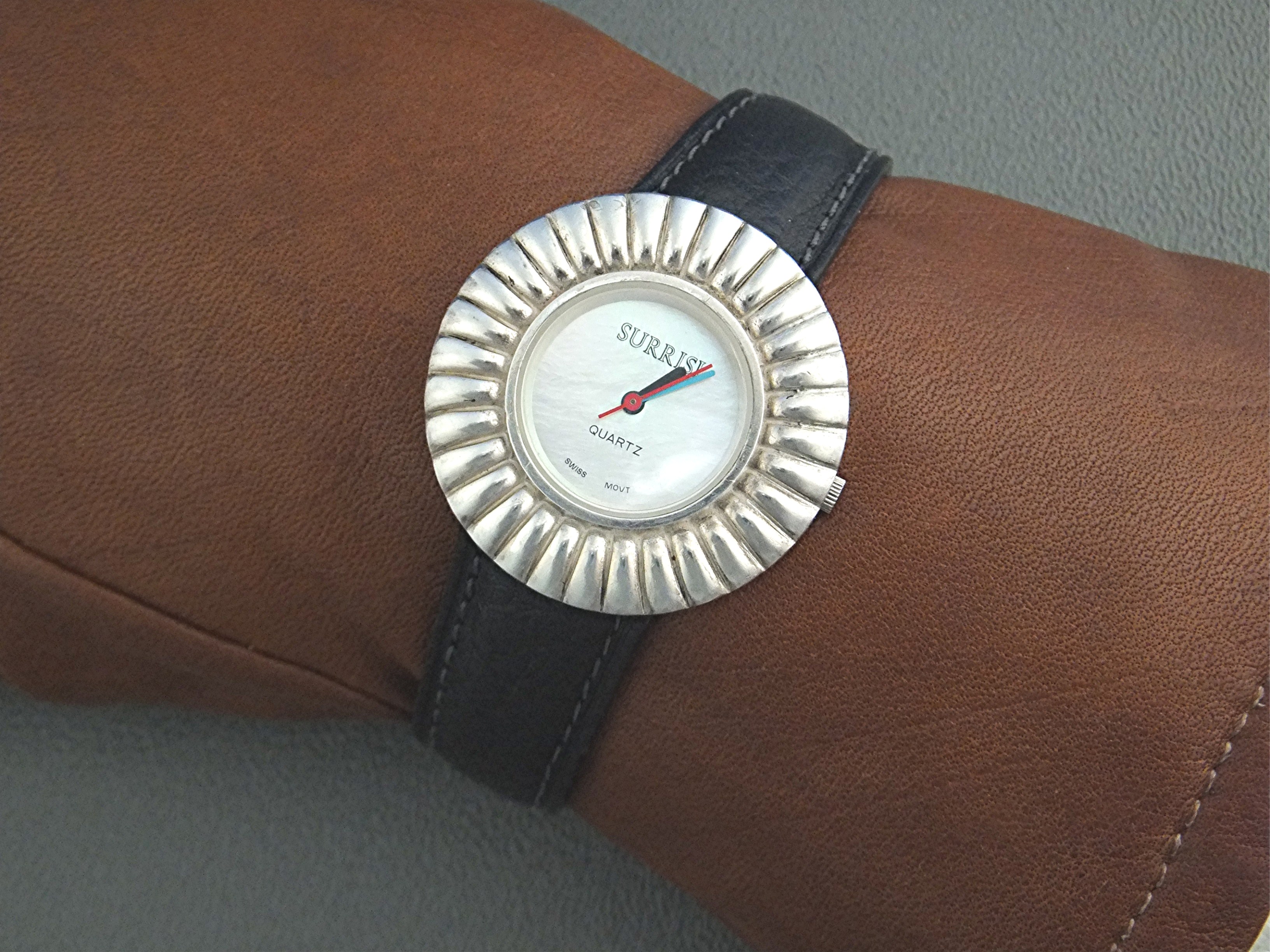 SURRISI Sterling Silver Mother of Pearl Wristwatch