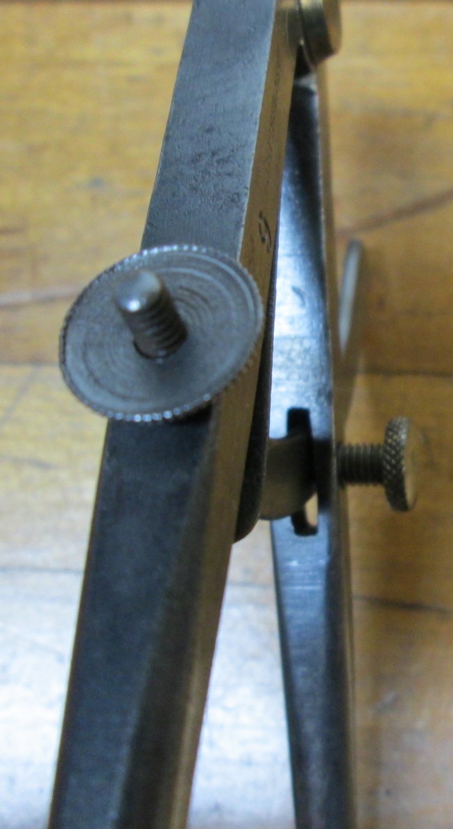 Pexto Wing Divider Peck, Stow, & Wilcox 6 inch Fine Adj