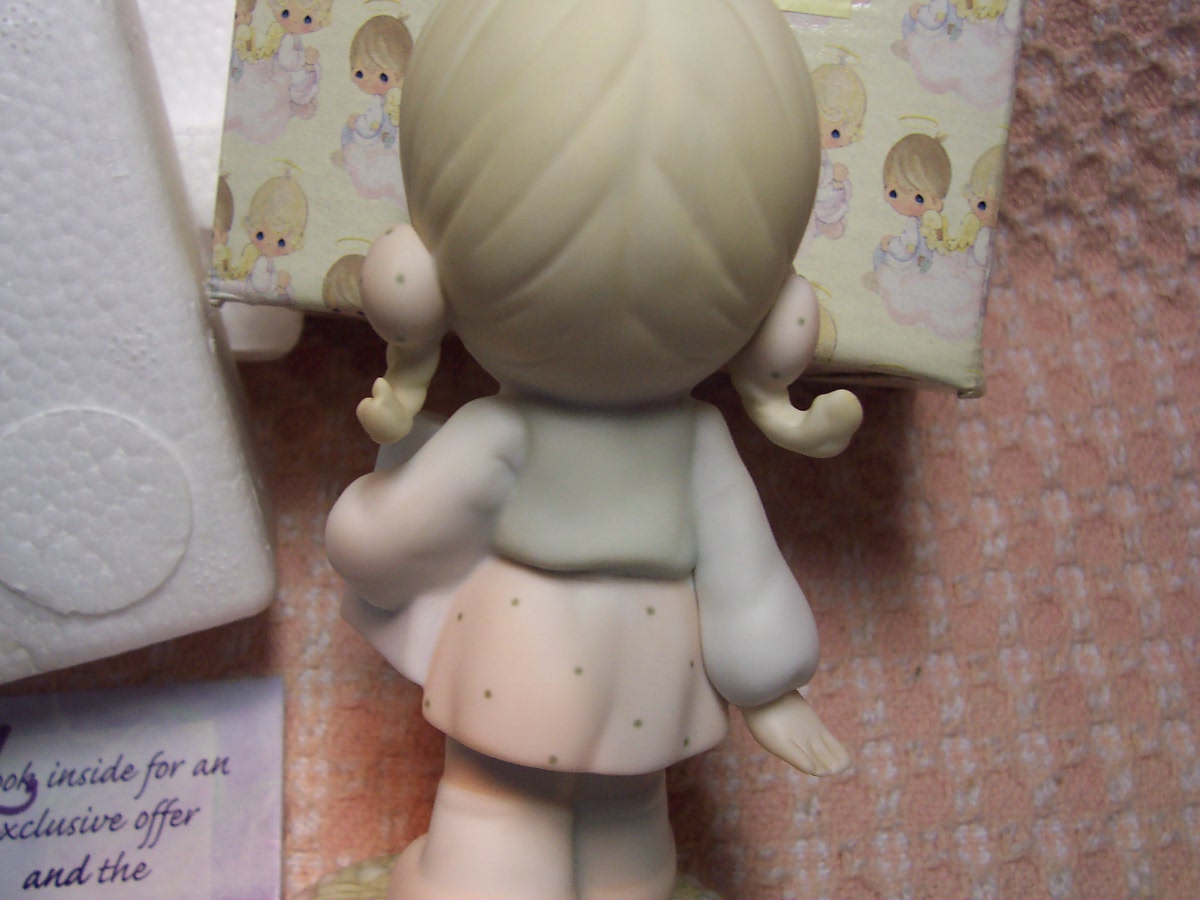 Precious Moments Figurine September MIB 1988