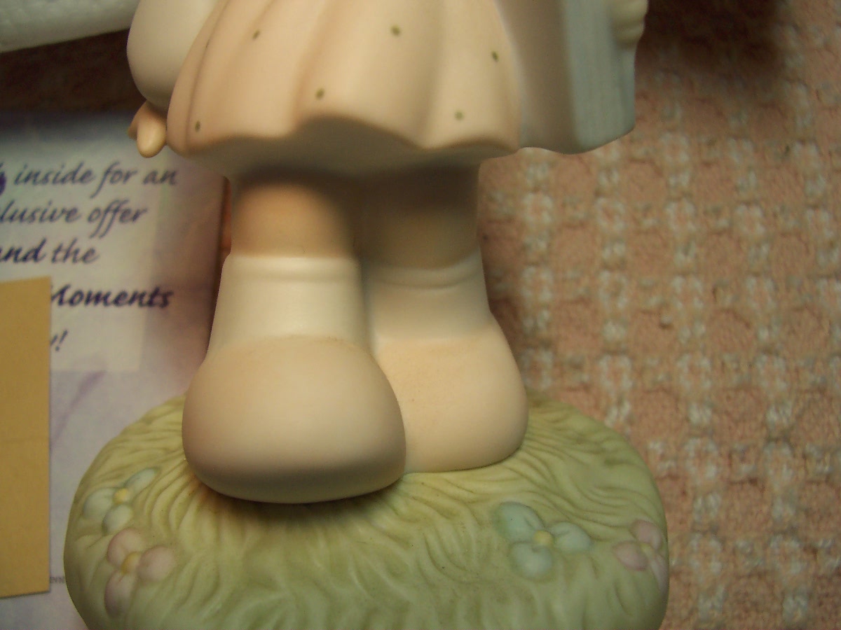 Precious Moments Figurine September MIB 1988