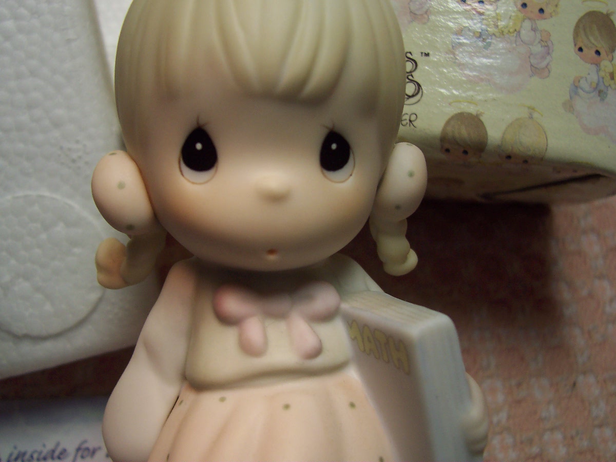 Precious Moments Figurine September MIB 1988