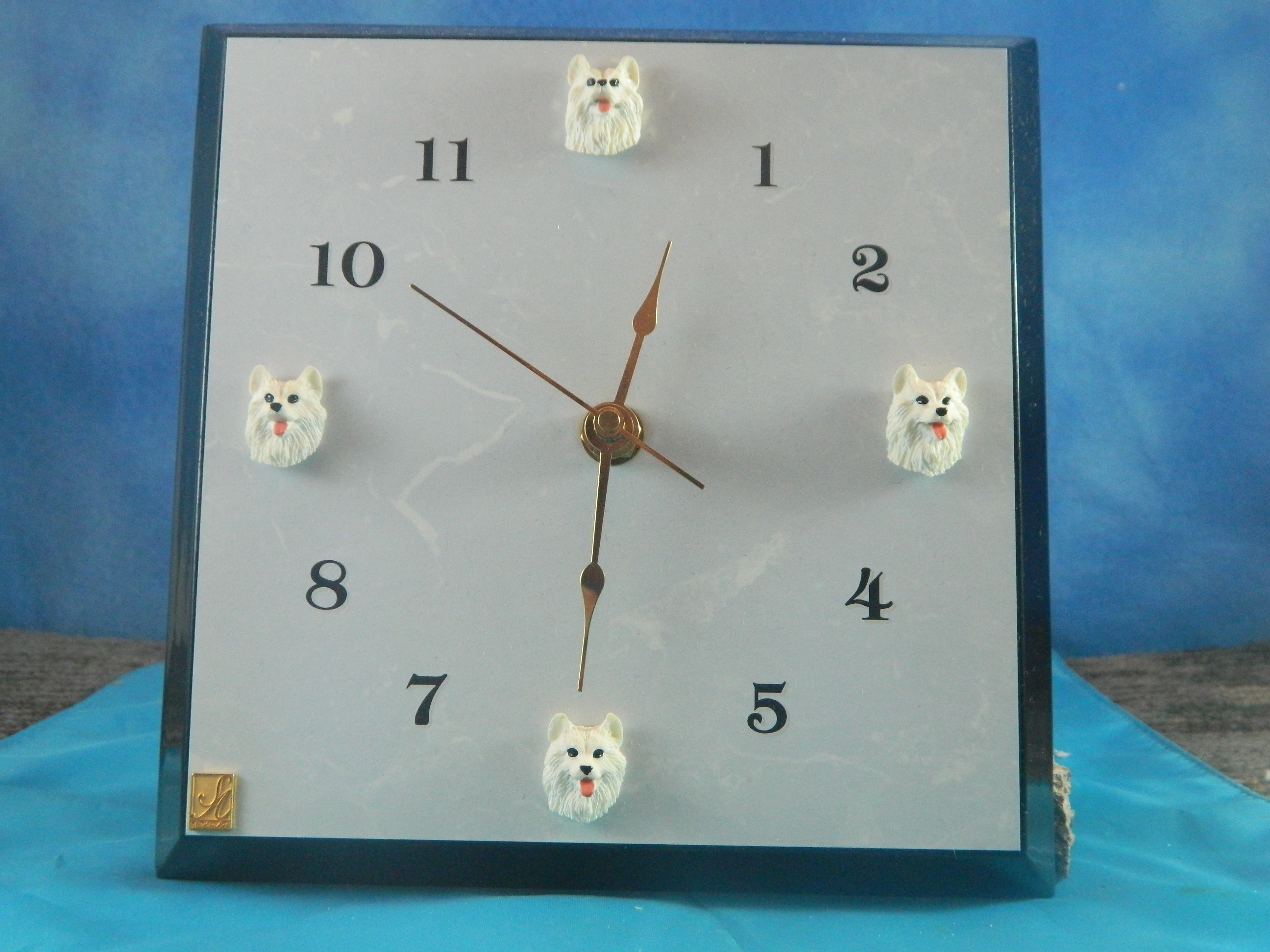 Conversation Concepts Samoyed Clock