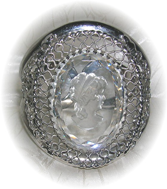 Cameo Whiting Davis Glass Silver Bracelet