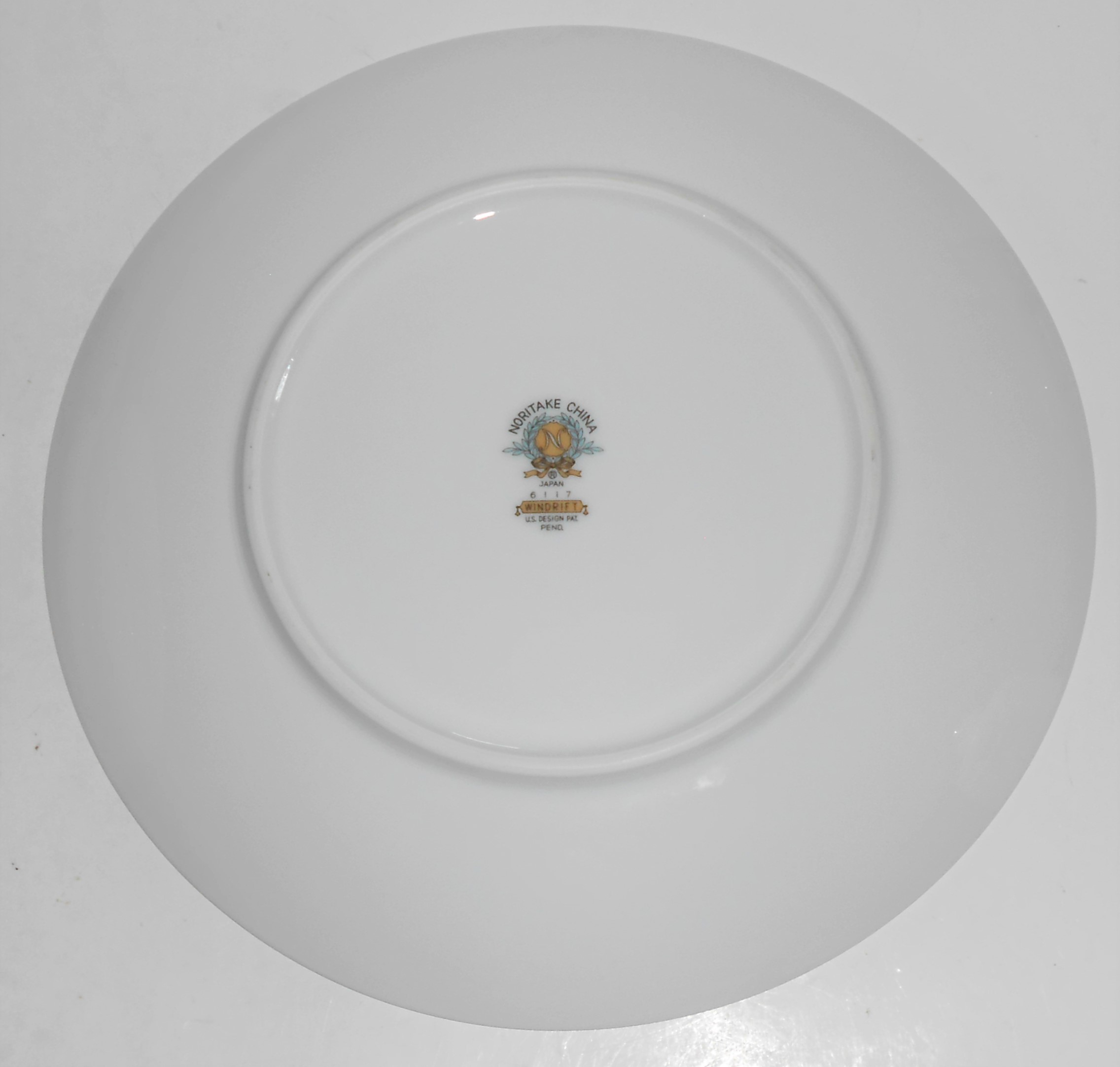 Noritake Porcelain China Windrift W/Gold Salad Plate