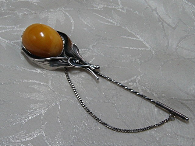 Butterscotch Amber Hallmarked Sterling Silver Stick pin
