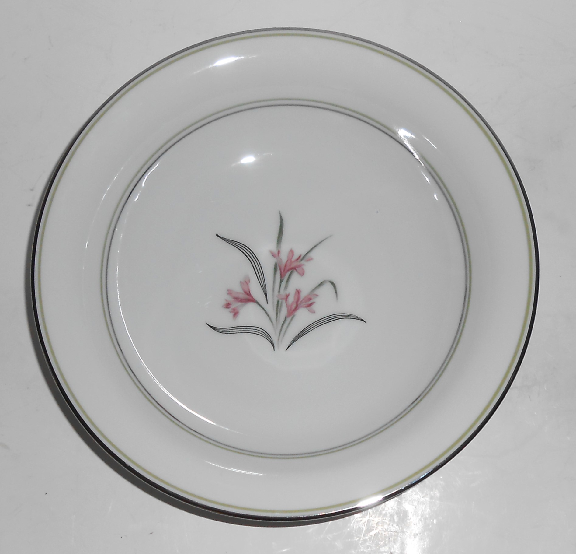Noritake China Kent w/Platinum Pink Flowers Coupe Soup