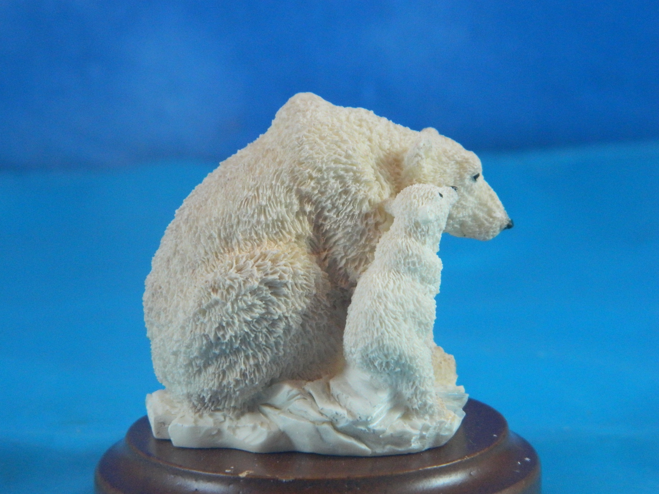 Country Artist Stratford Collection Polar Bear and Cub