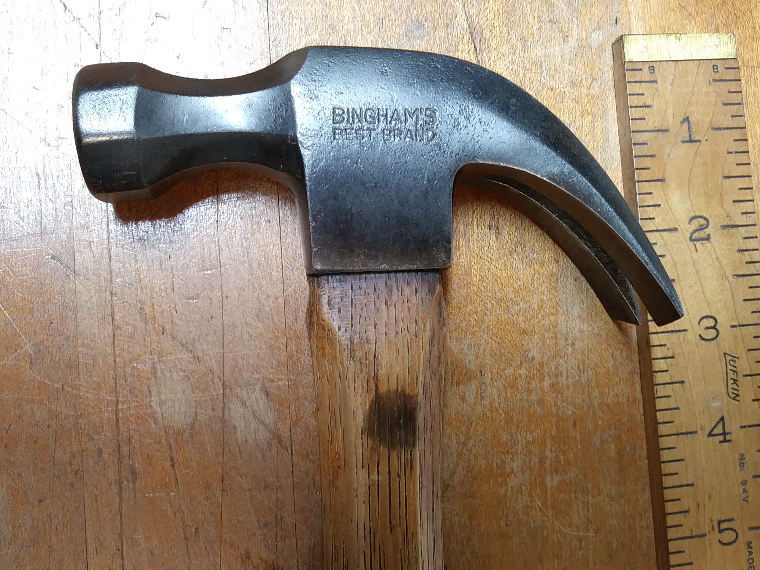 Bingham's Best Brand Carpenter's Hammer 1 pound