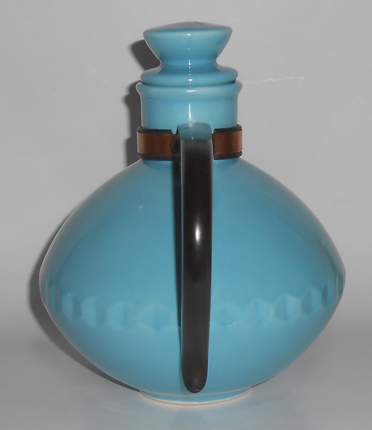Vernon Kilns Pottery Coronado Turquoise Carafe w/Cap