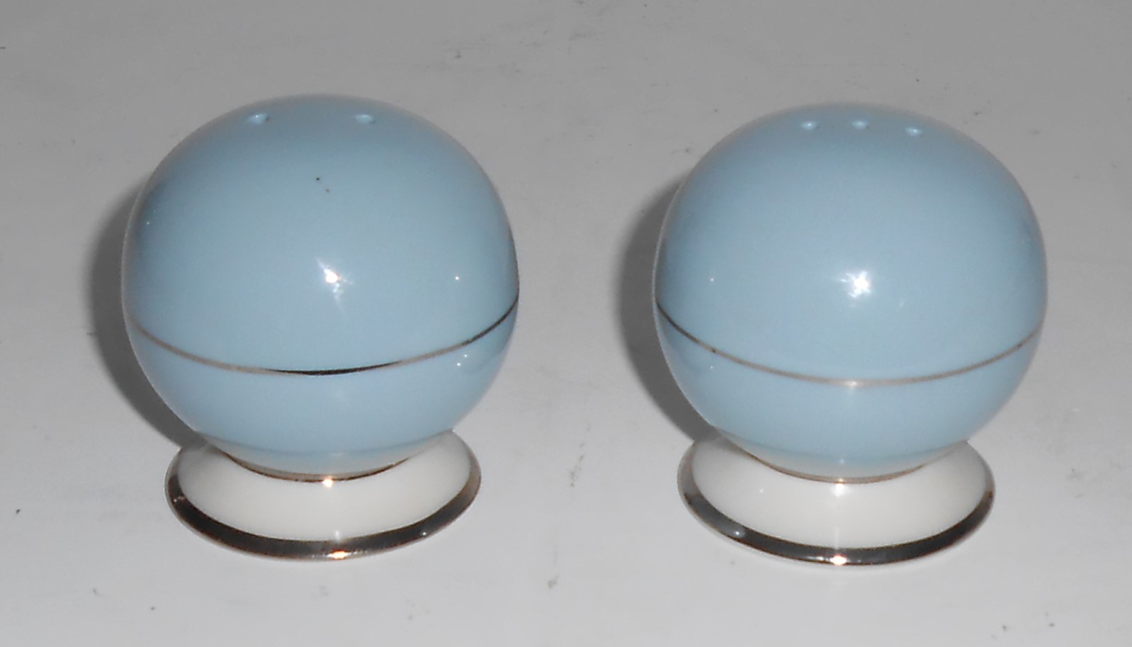 Flintridge China Platinum True Love Strata Blue Footed