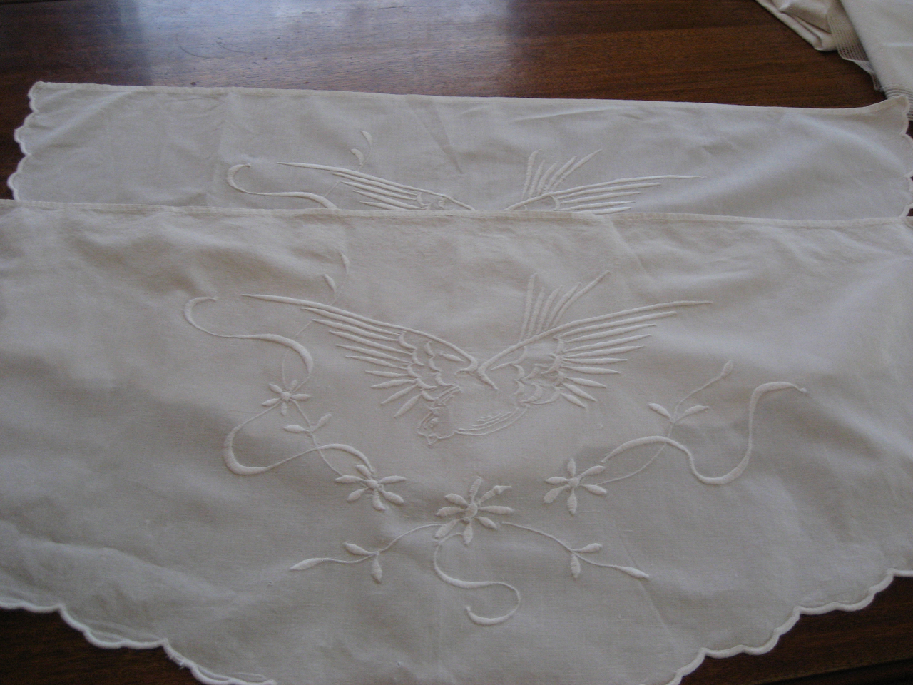Doves Dresser Scarfs