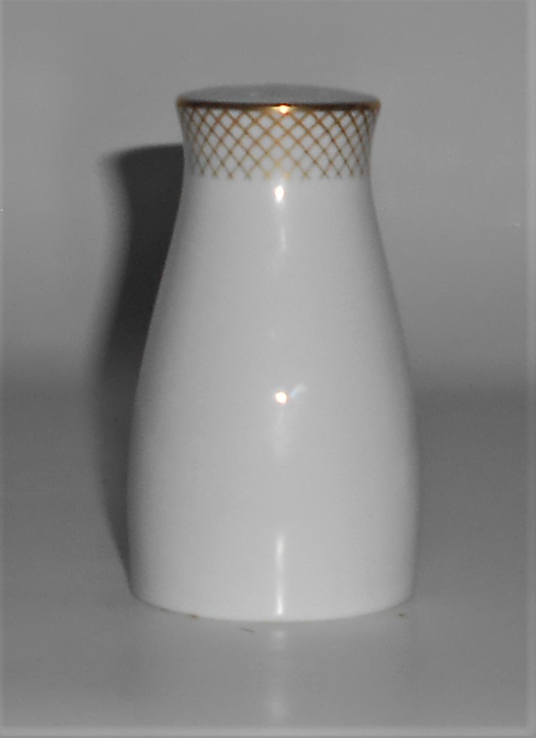Noritake China Porcelain Gold Band Seville Pepper Shake