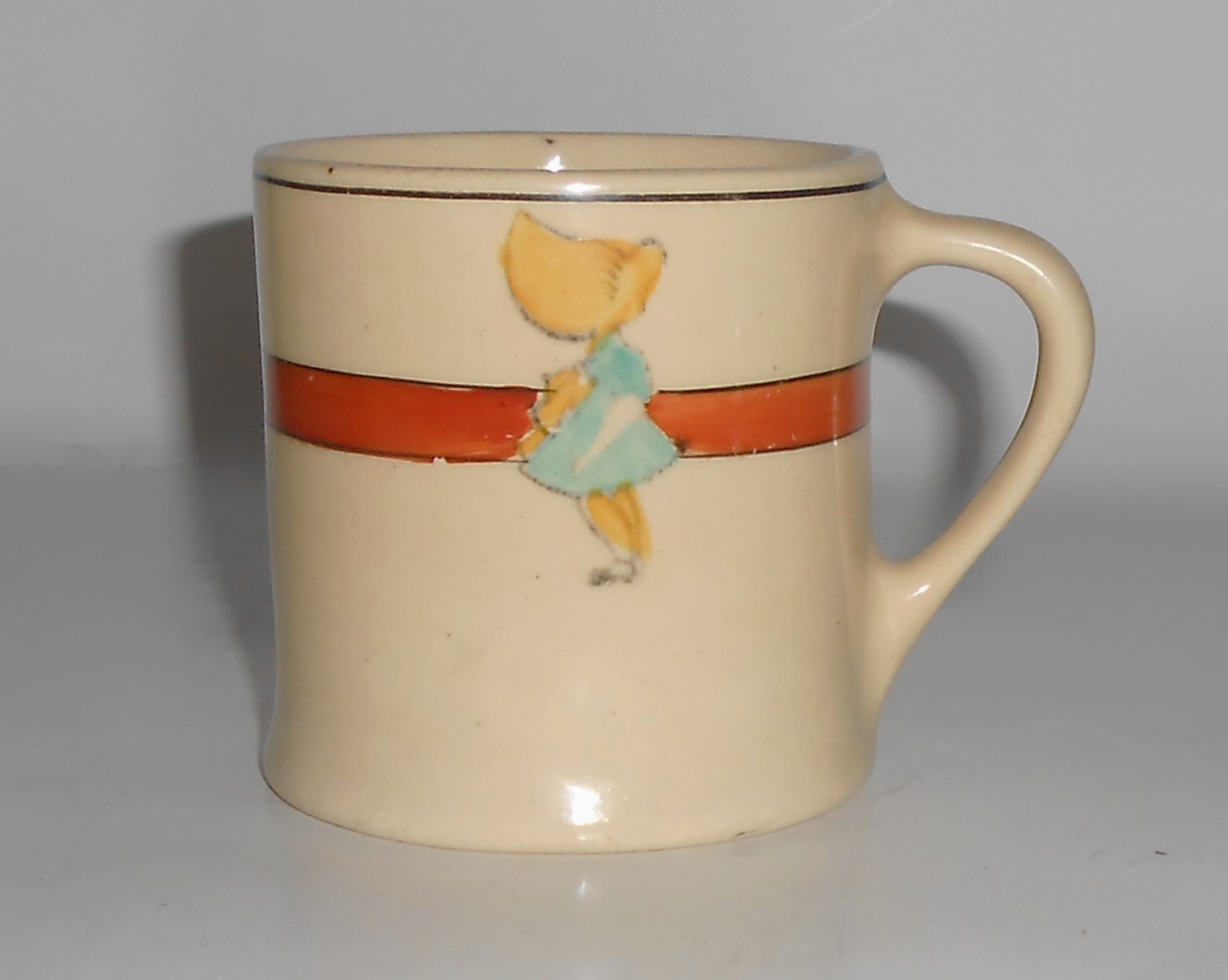Roseville Pottery Creamware Juvenile Sunbonnet Sue Baby