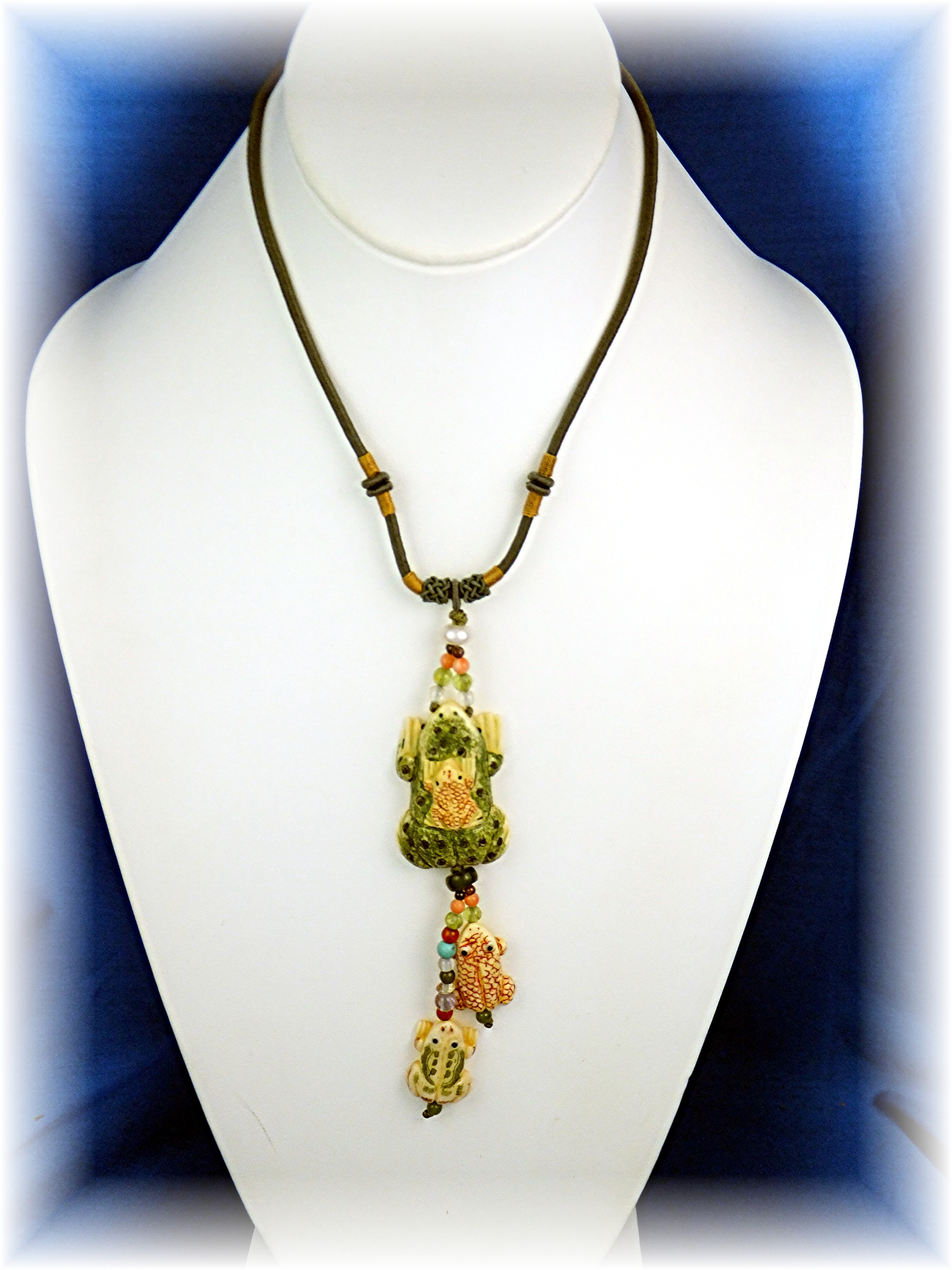 Bone Carved Frog Tassel Carved Bone Frogs Necklace.