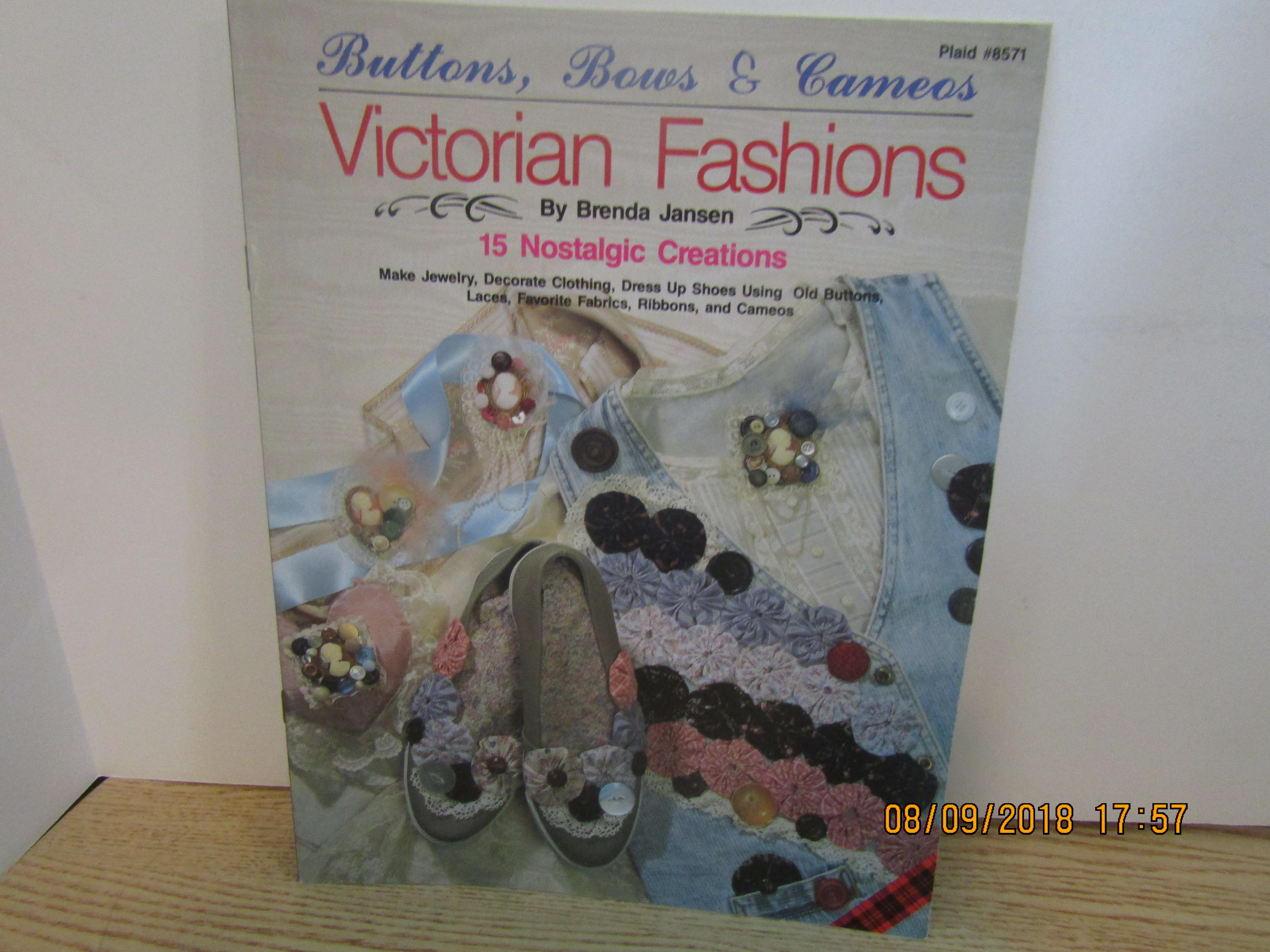 Plaid Craft Book Victorian Fashions #8571