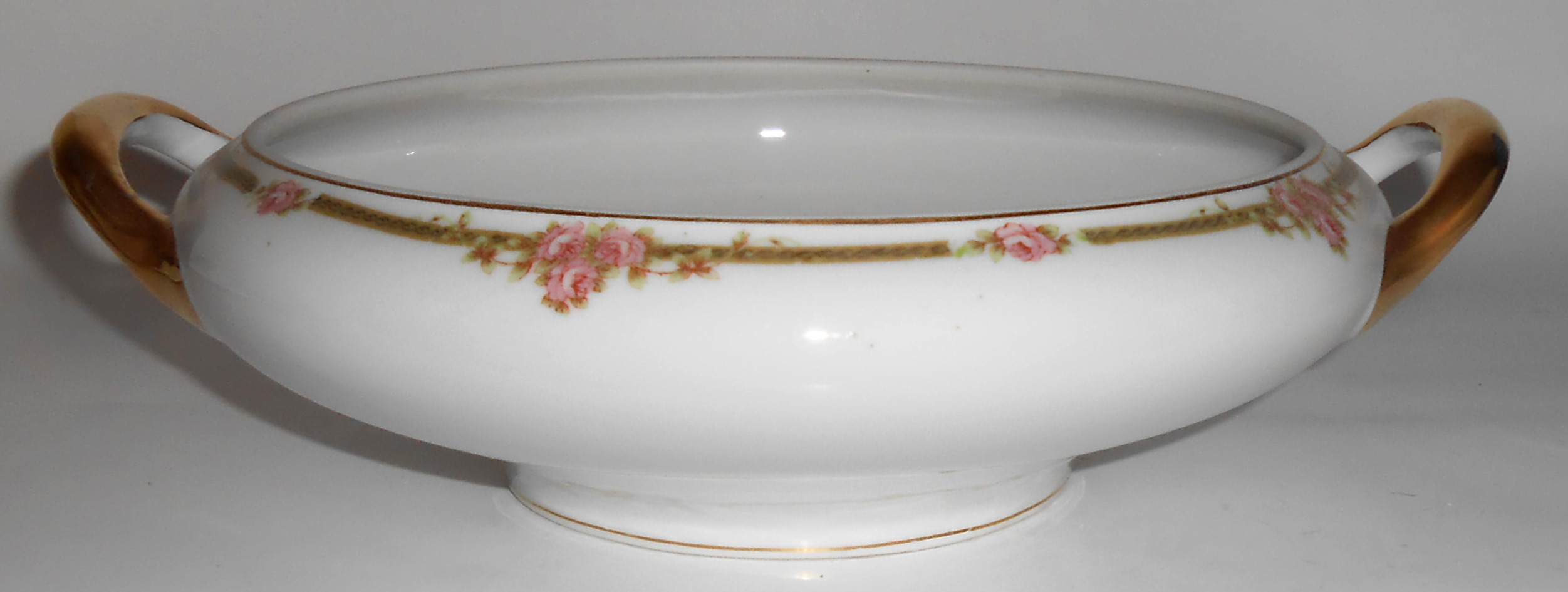 Nagoya Shokai Japan Porcelain China Roses Casserole