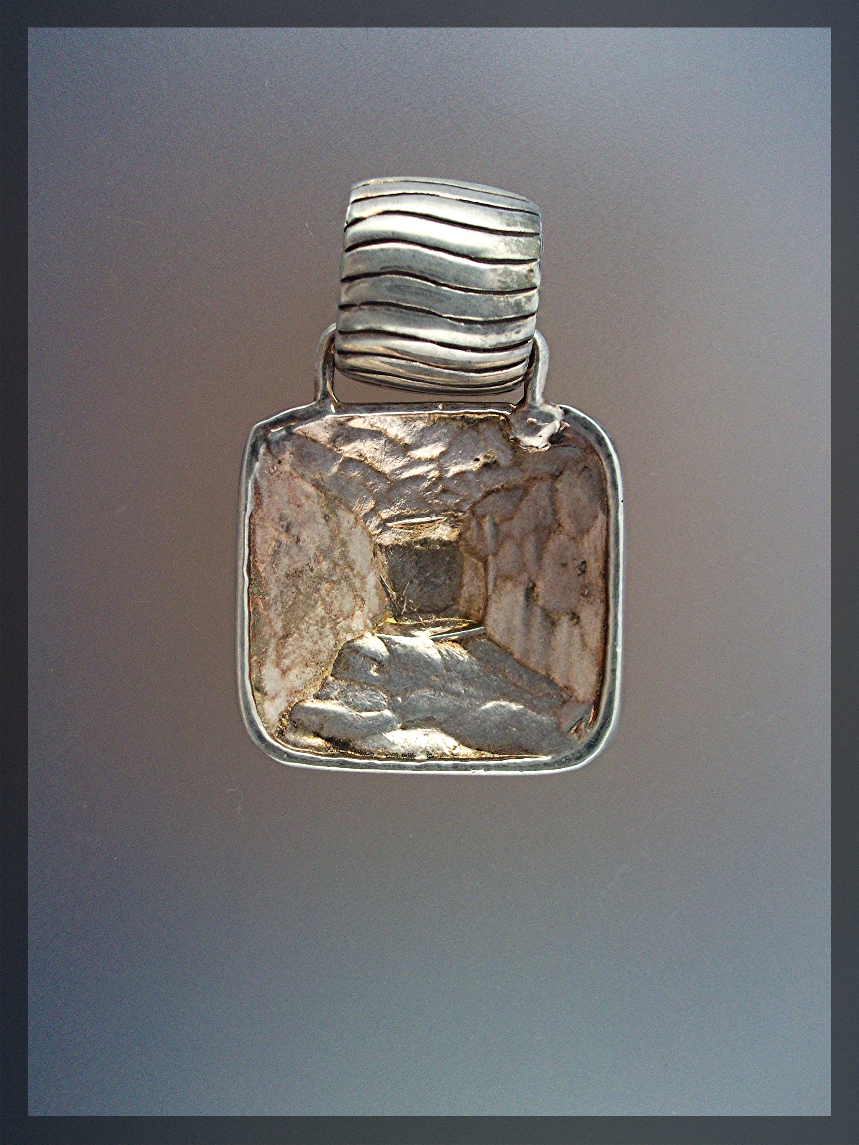 Pendant Large  Silver and Blue Lapis .....