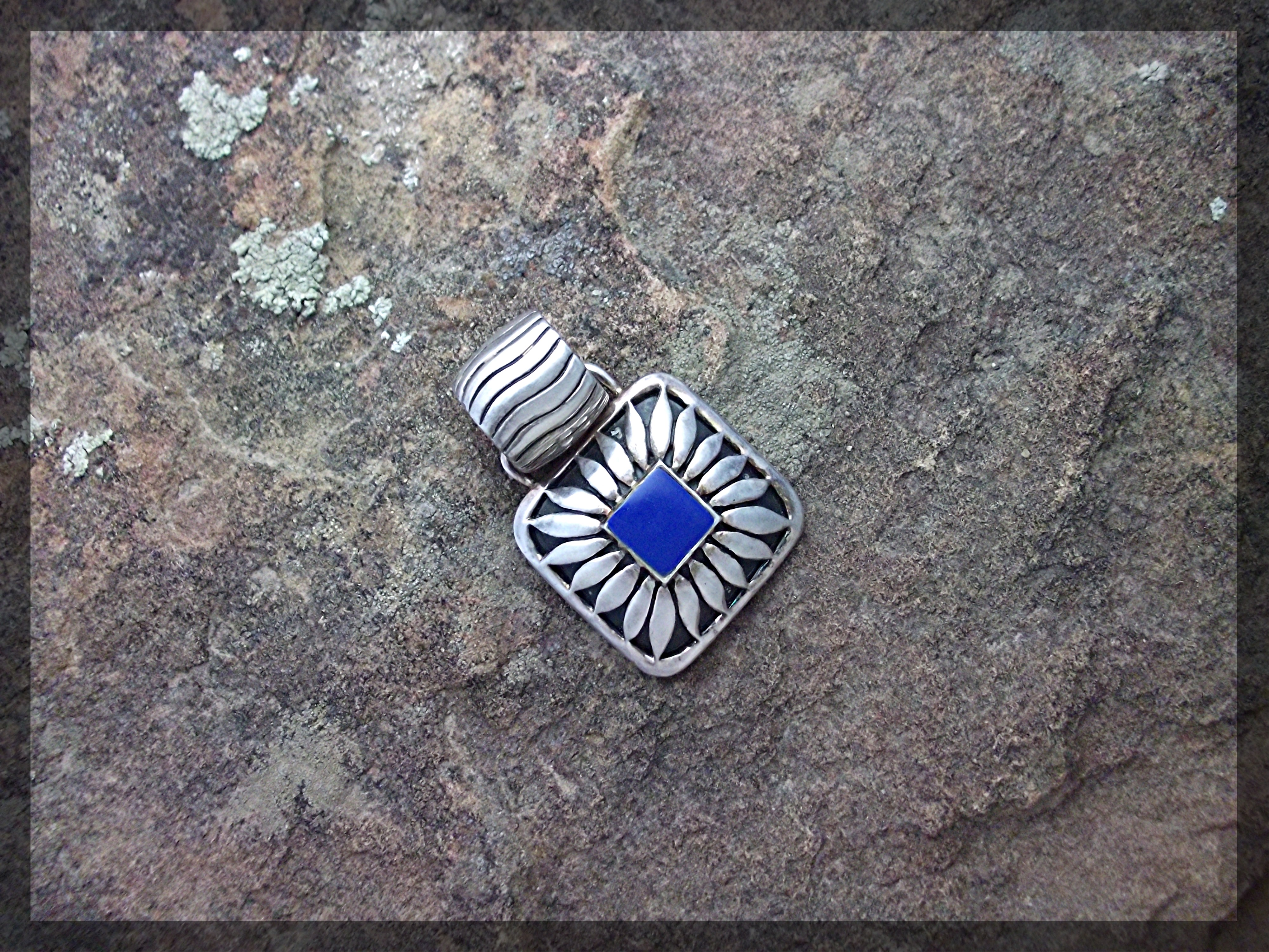 Pendant Large  Silver and Blue Lapis .....