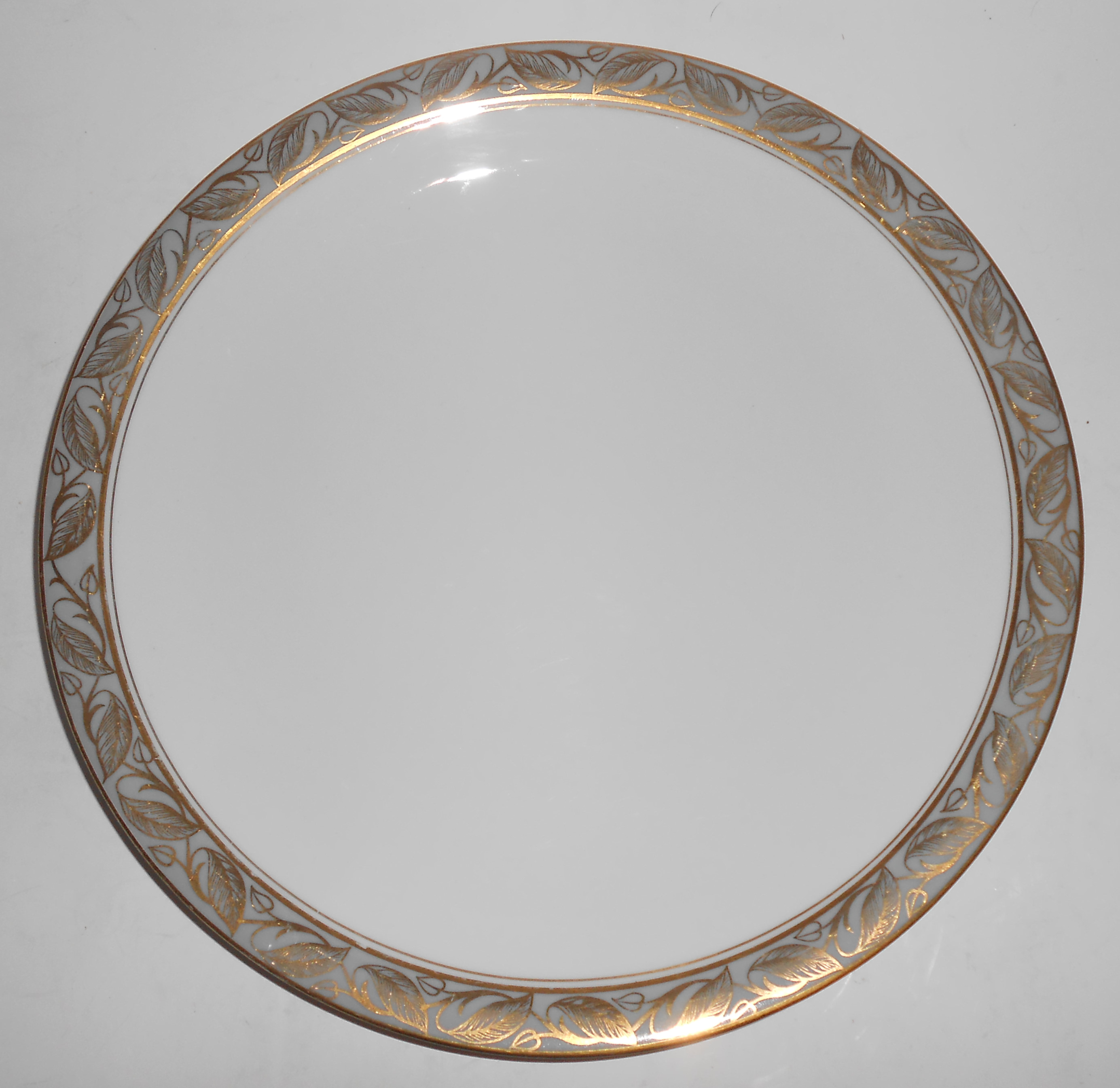 Noritake Porcelain China Greta W/Gold Dinner Plate
