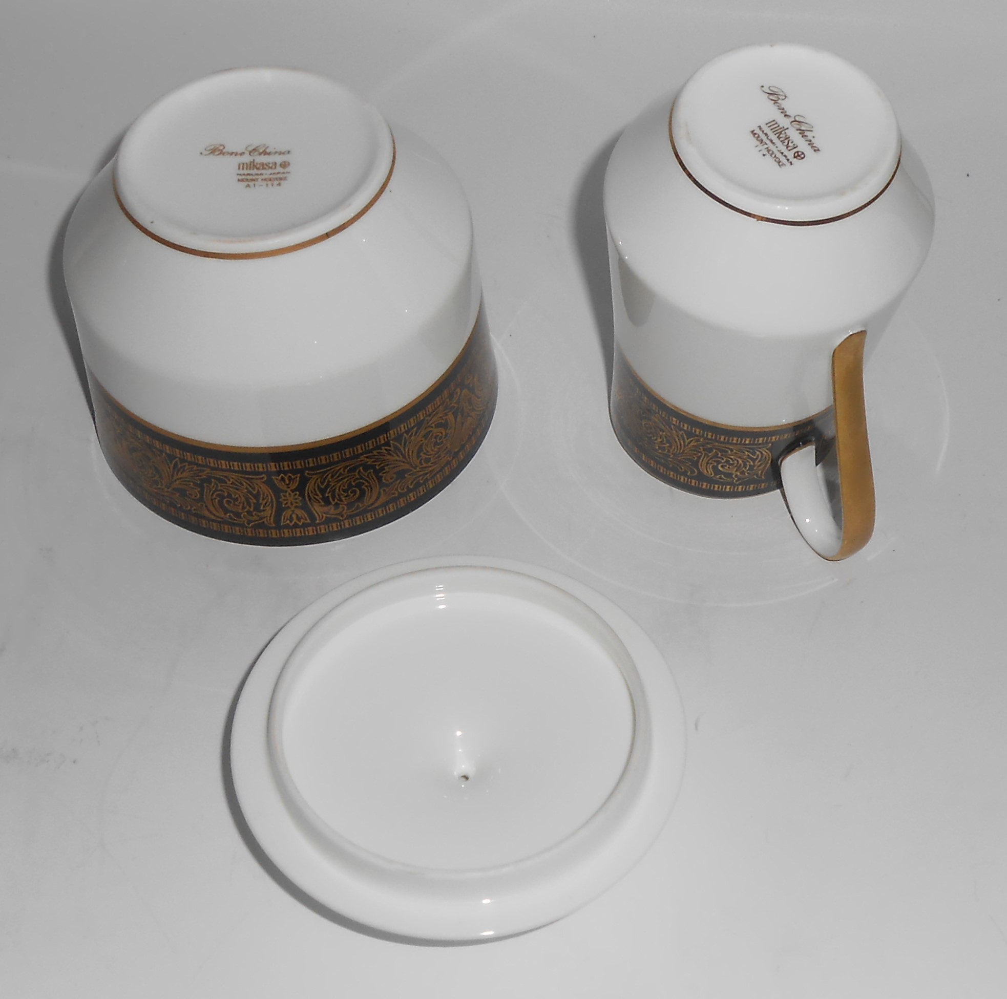 Mikasa Bone China Mount Holyoke Creamer & Sugar Bowl