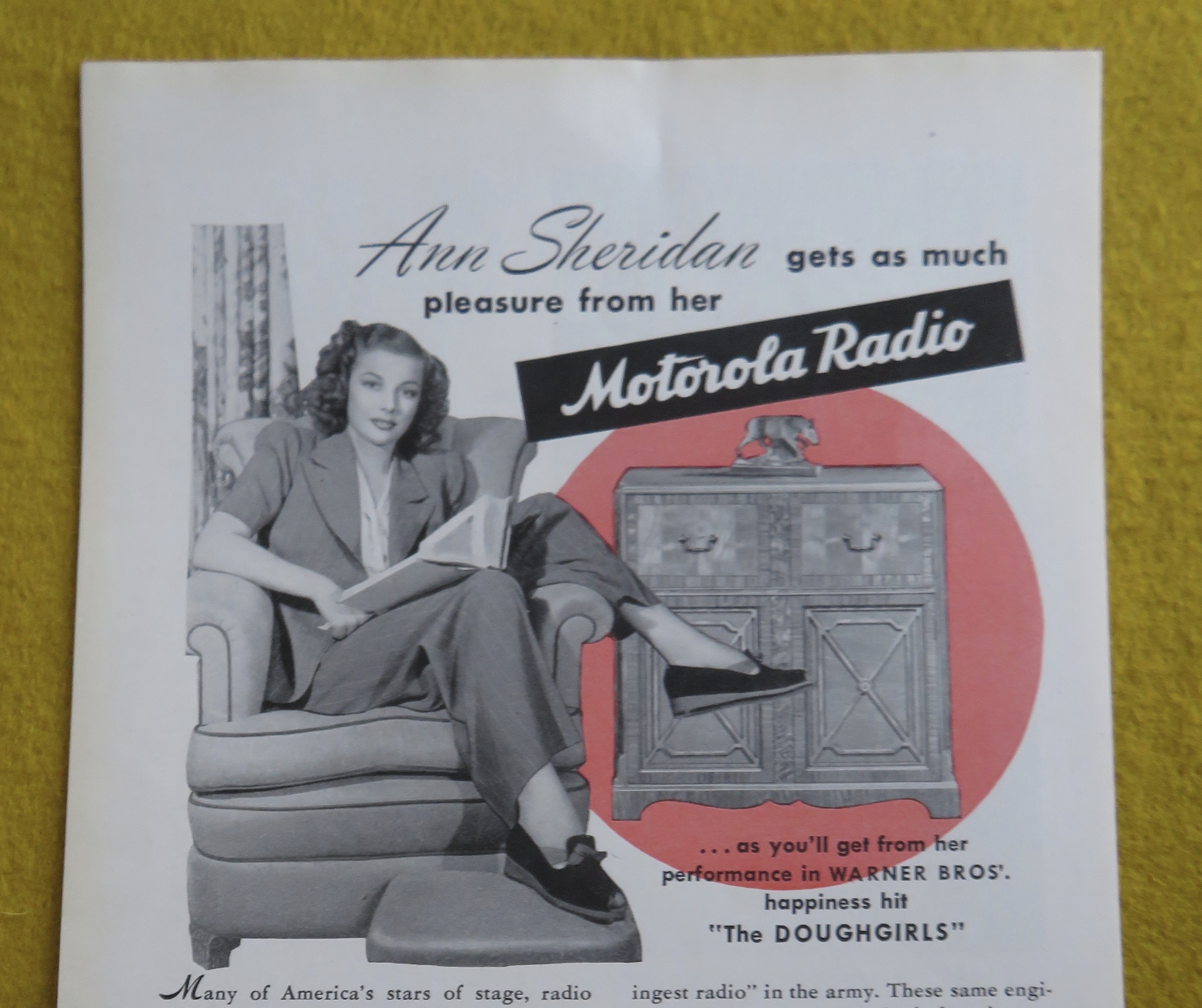 1944 Motorola AM/FM Radio with Ann Sheridan