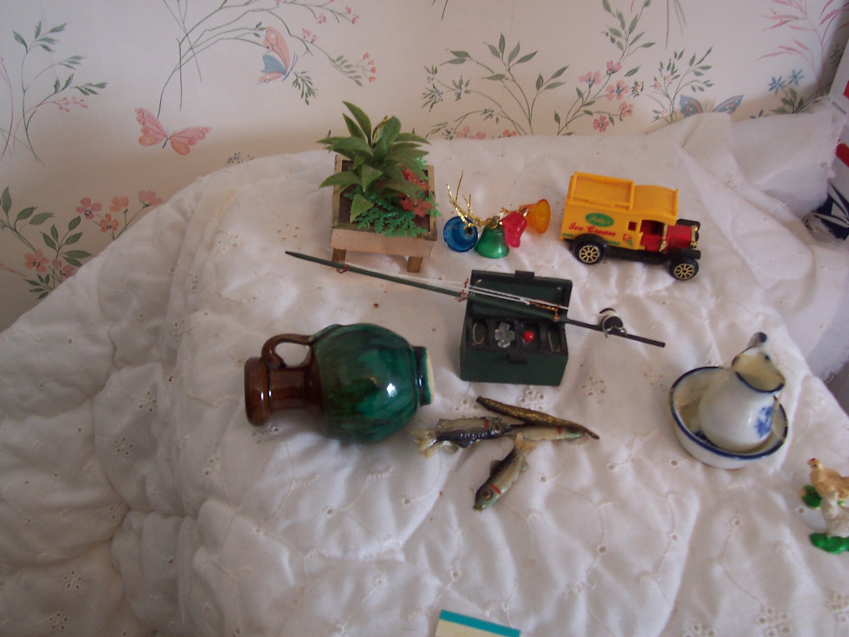 Doll House Accessories Large Lot Miniatures