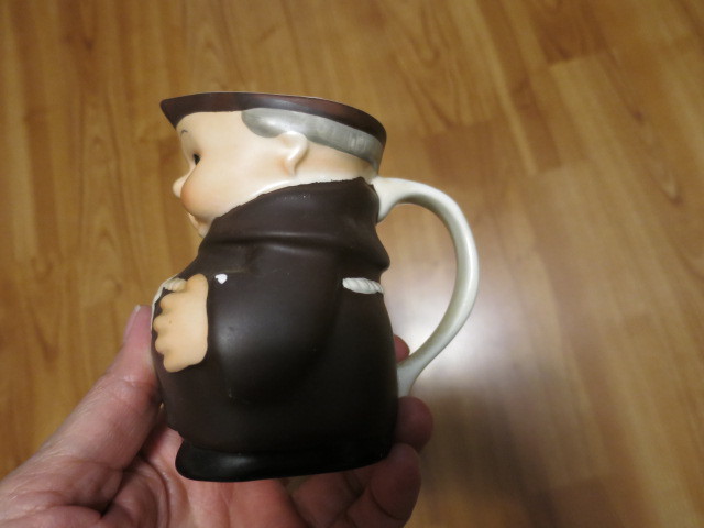 Monk Hummel Creamer Friar Tuck